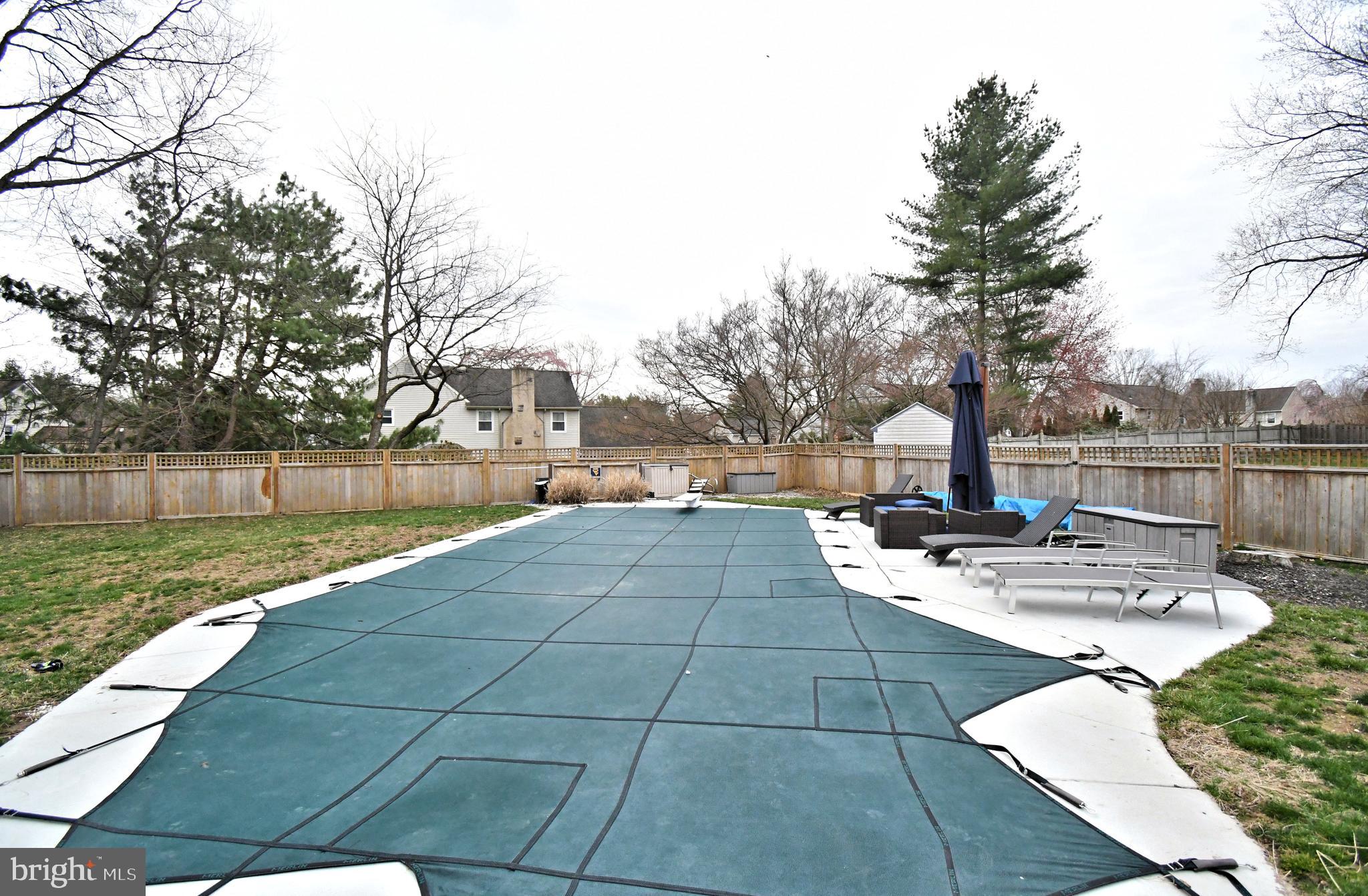 YARDLEY HUNT - Residential