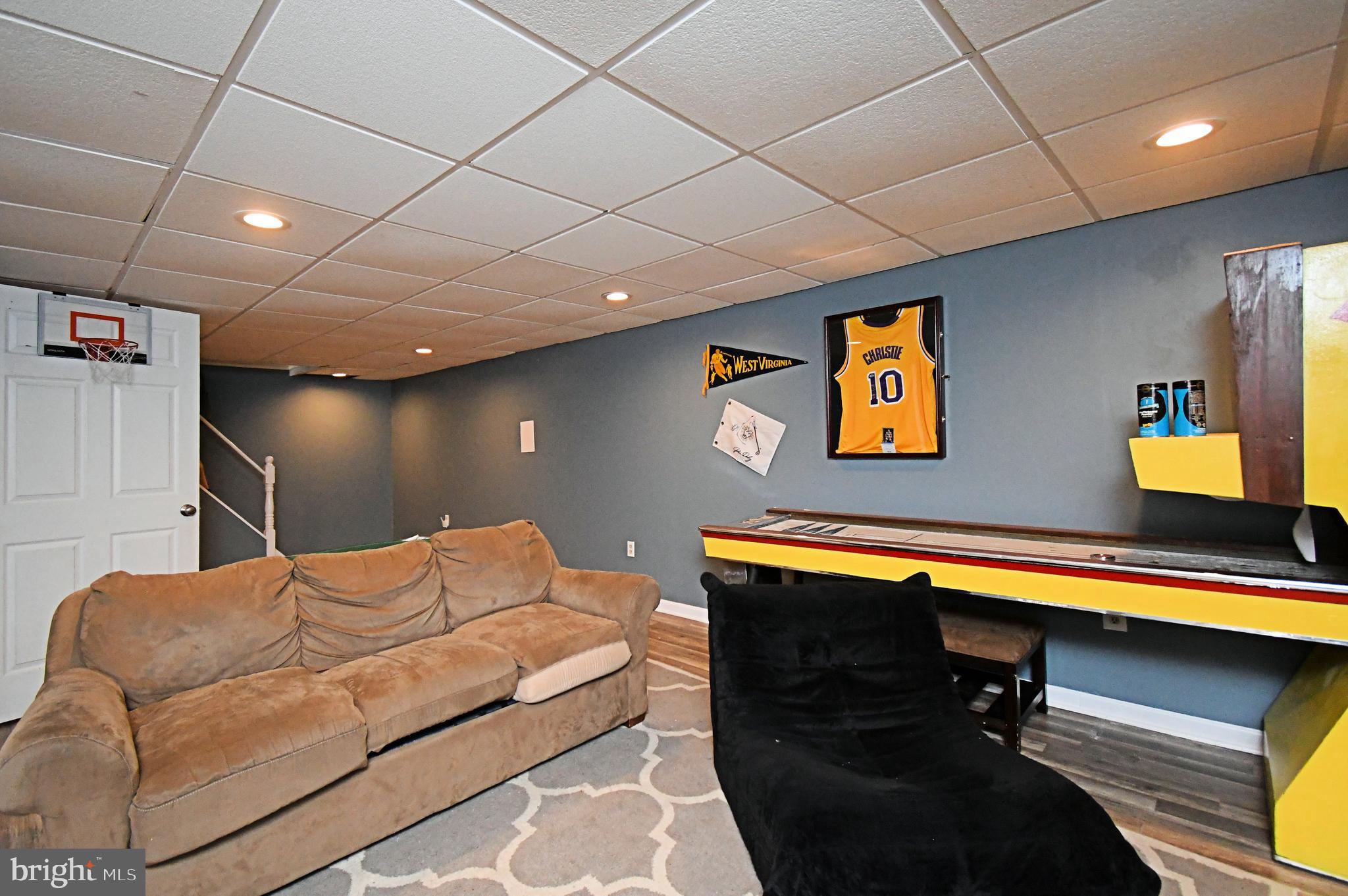 YARDLEY HUNT - Residential