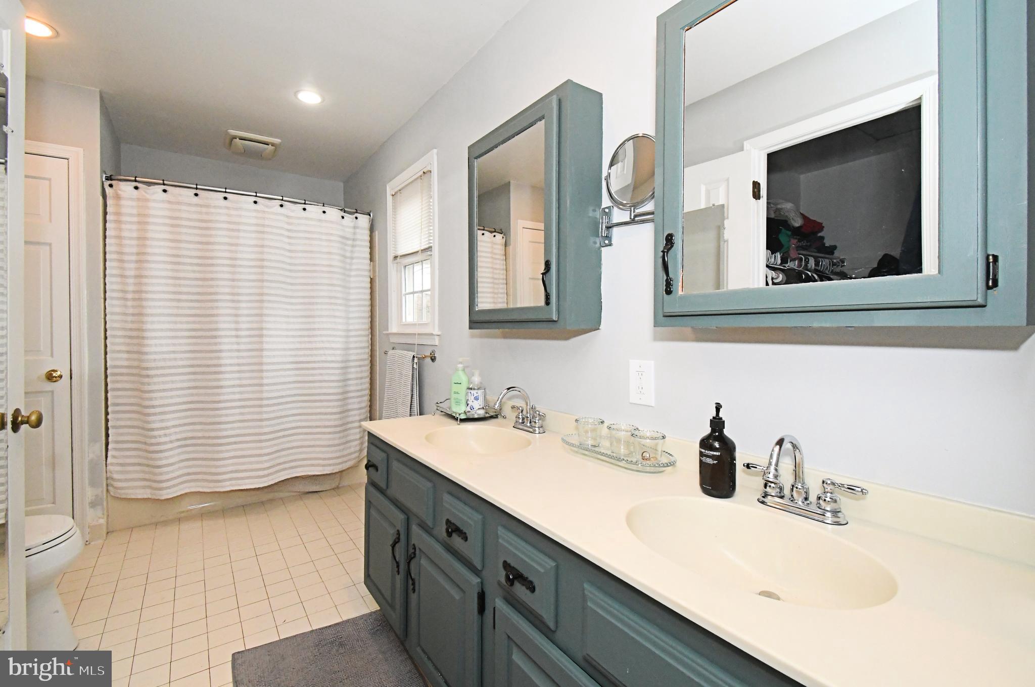 YARDLEY HUNT - Residential