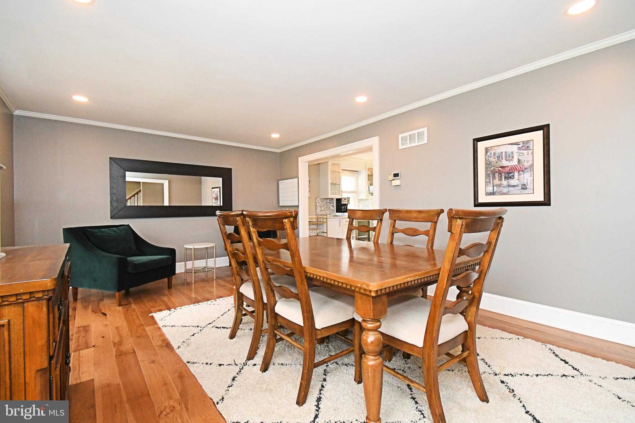 YARDLEY HUNT - Residential