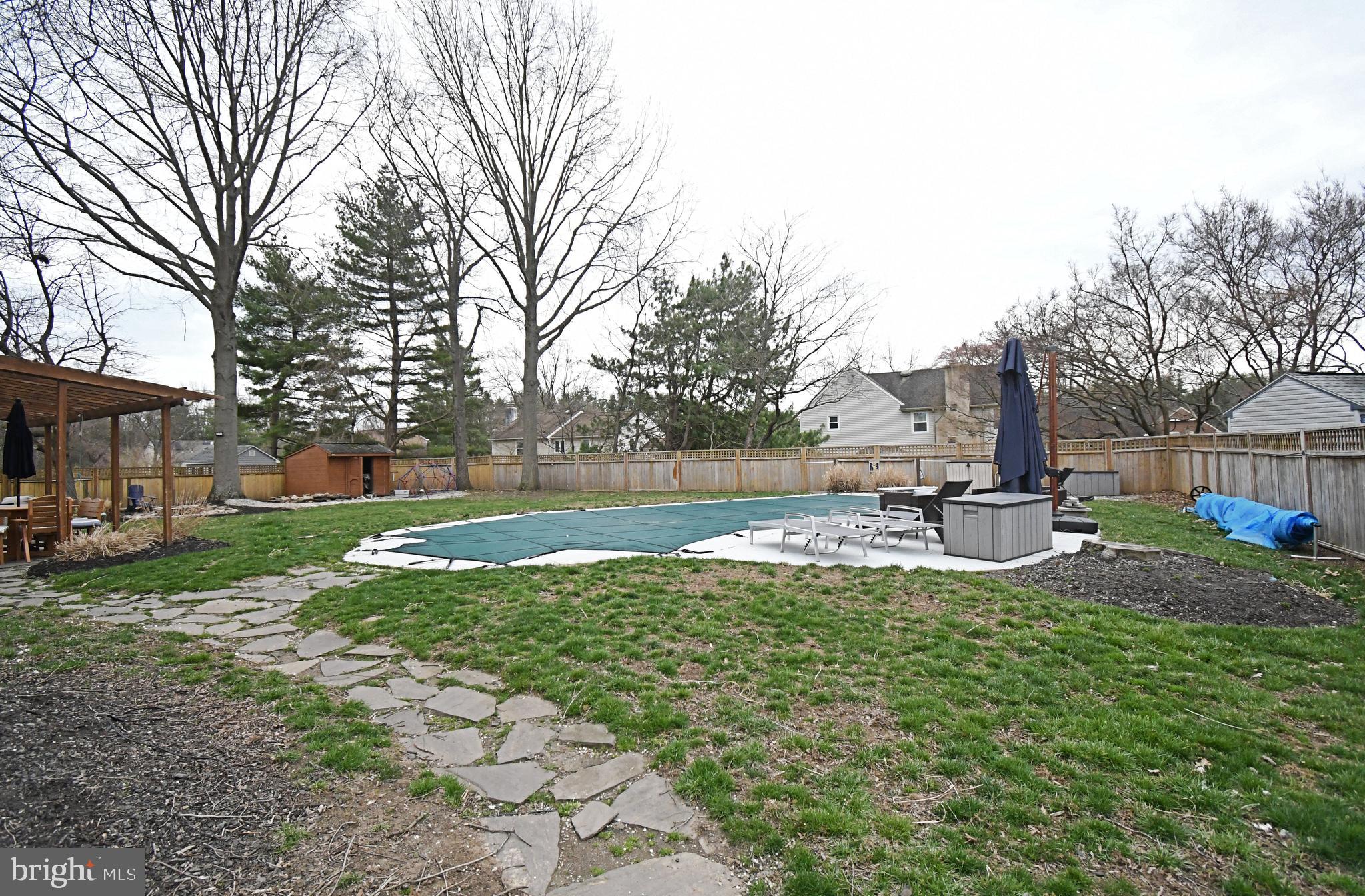 YARDLEY HUNT - Residential