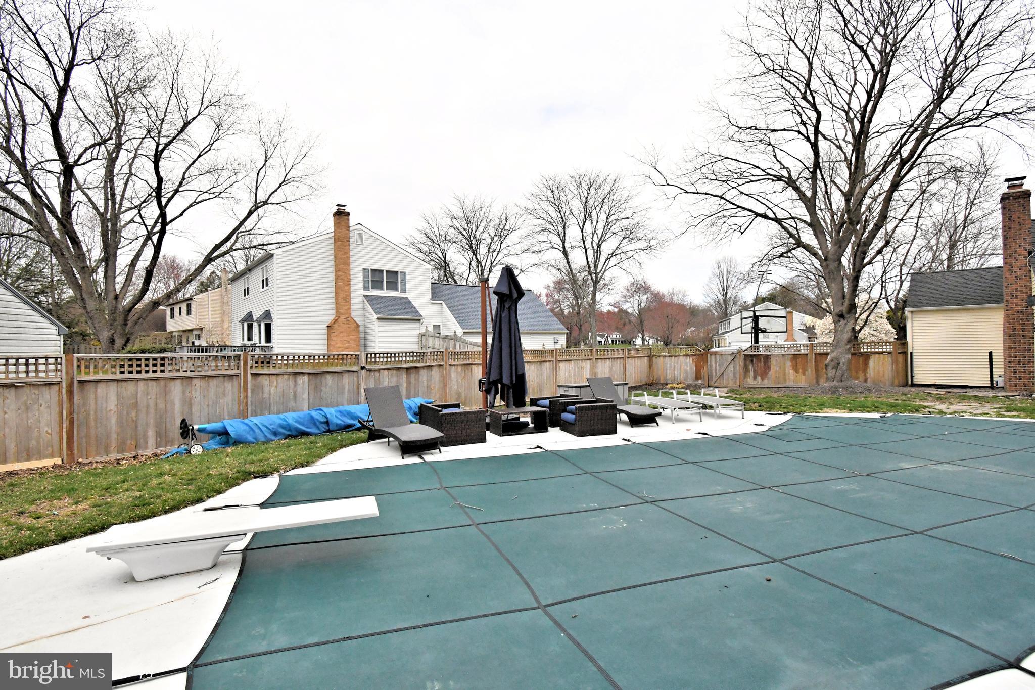 YARDLEY HUNT - Residential