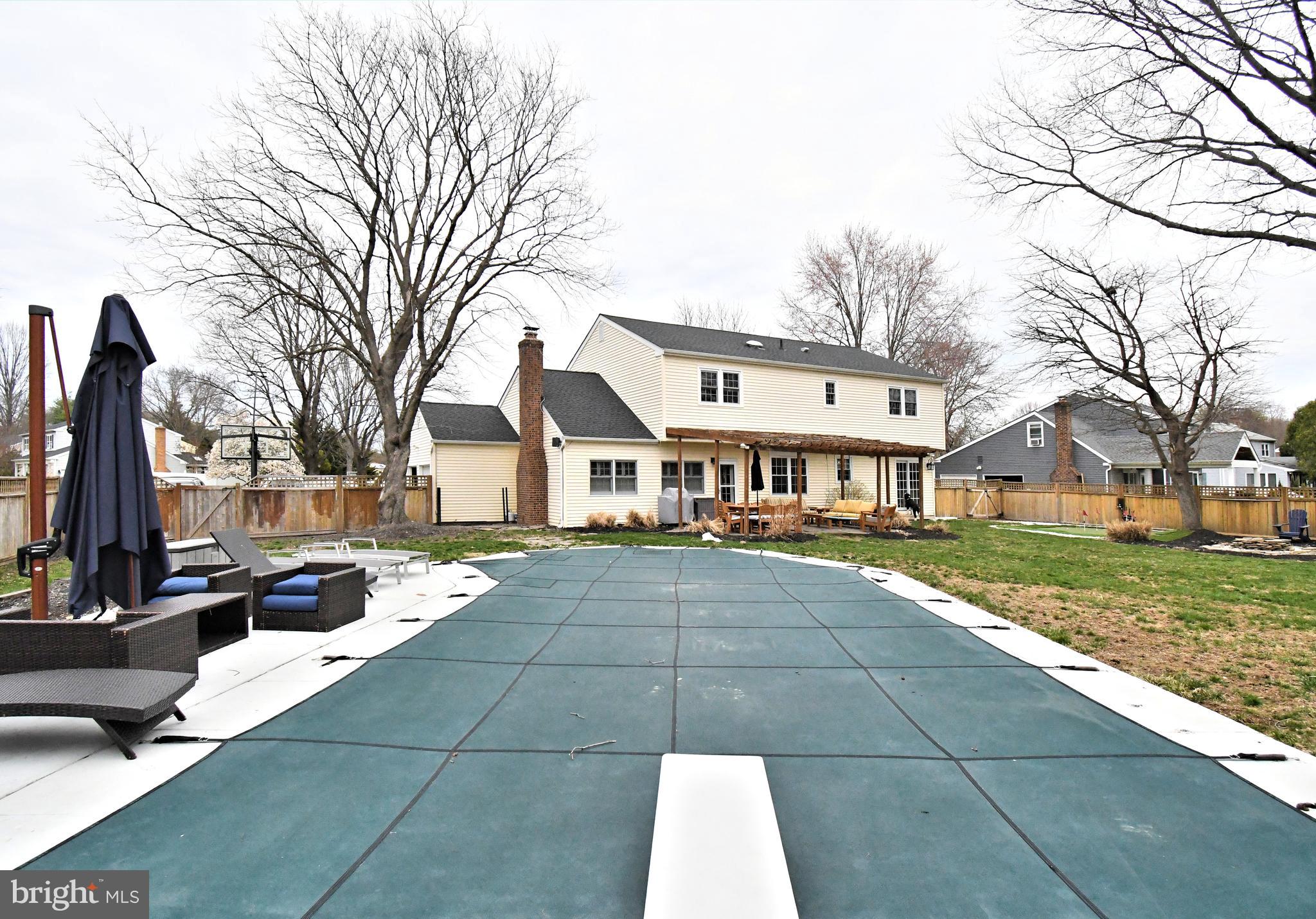 YARDLEY HUNT - Residential