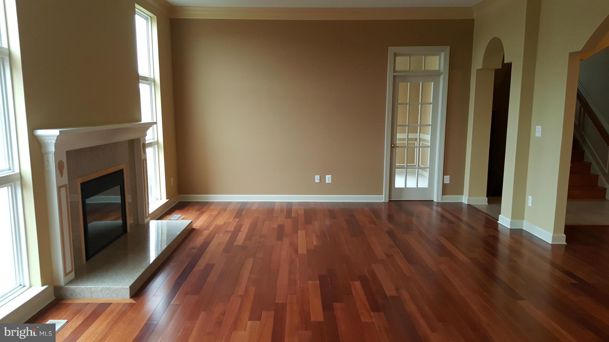 PEMBROOKE - Residential Lease