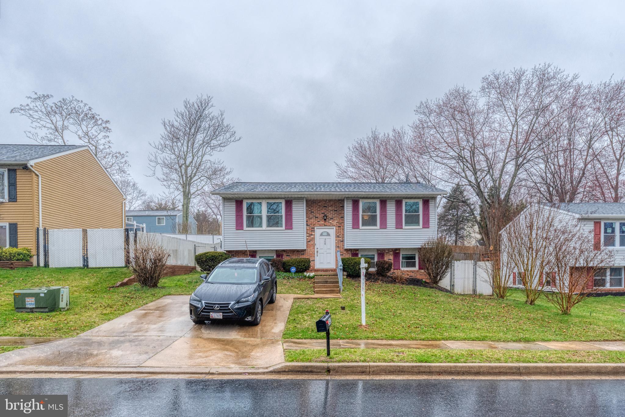 TIMBER GROVE - Residential