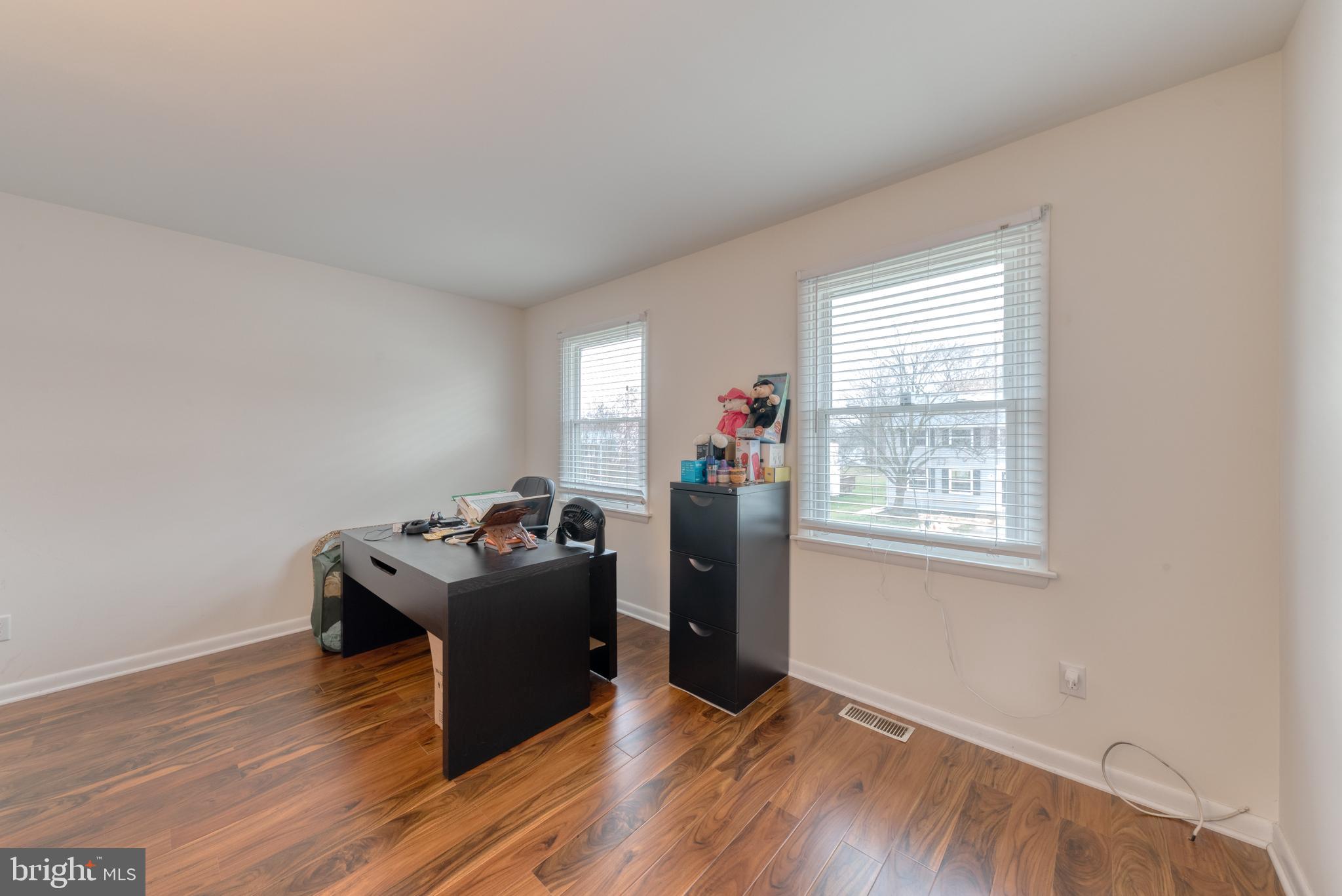 TIMBER GROVE - Residential