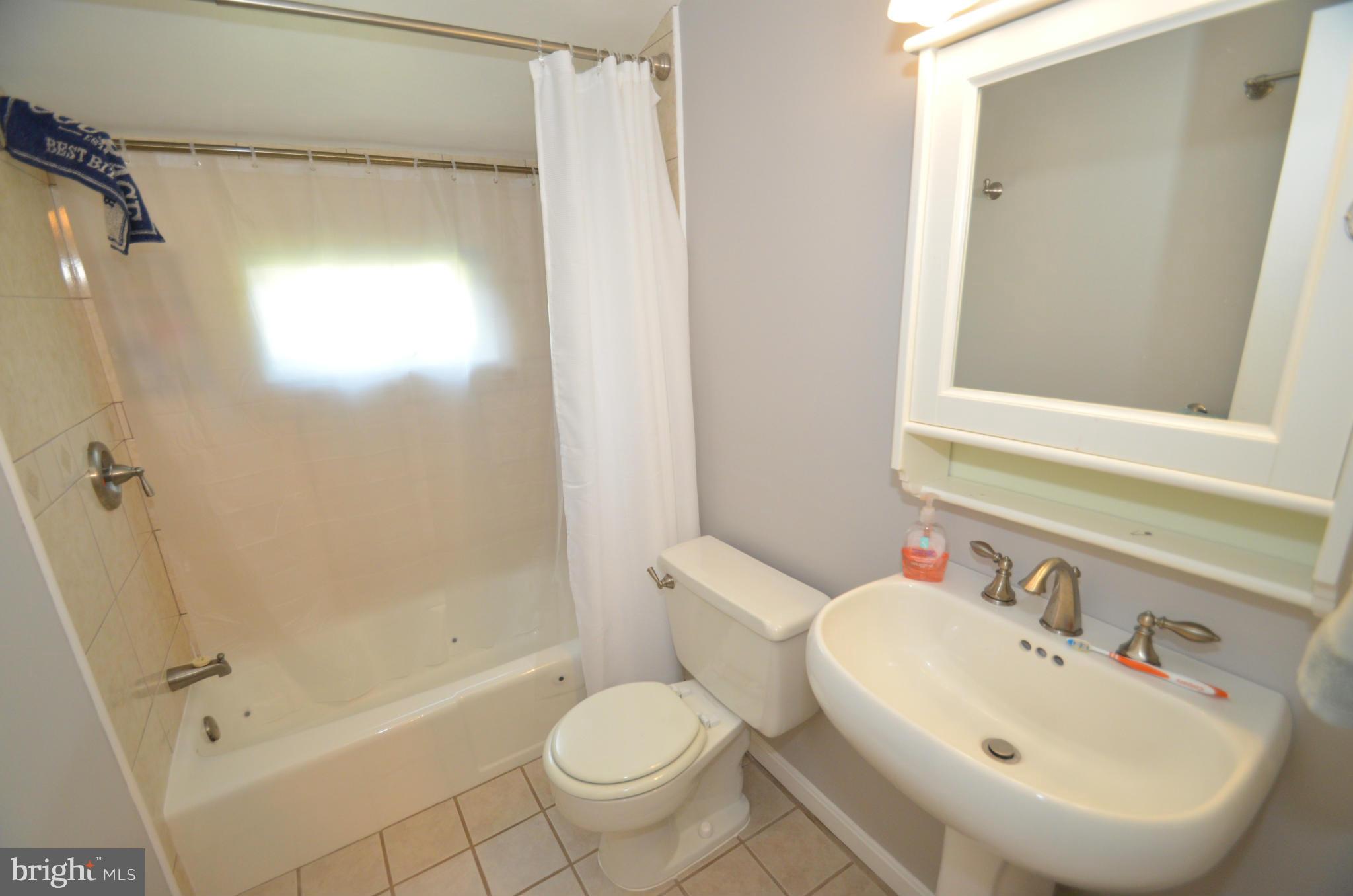 KIRK - Residential Lease