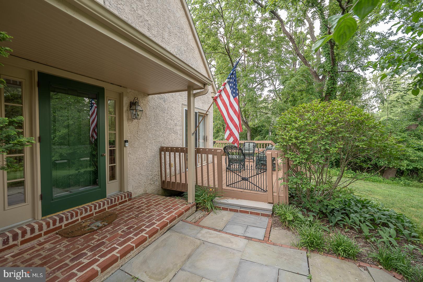 431 WAYNESBROOKE ROAD