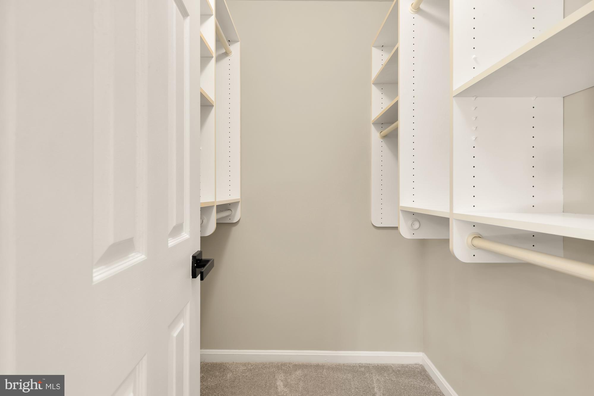 NEWINGTON WOODS WEST - Residential