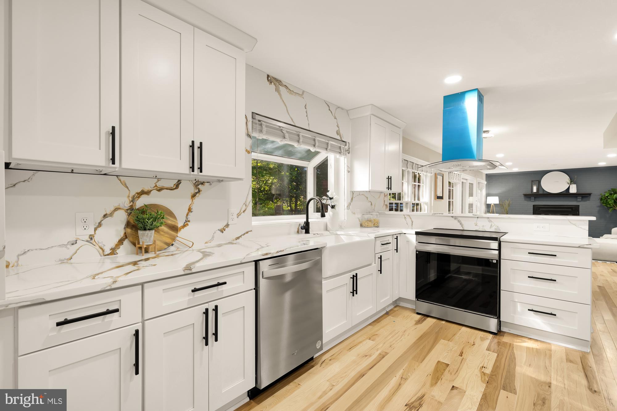 NEWINGTON WOODS WEST - Residential