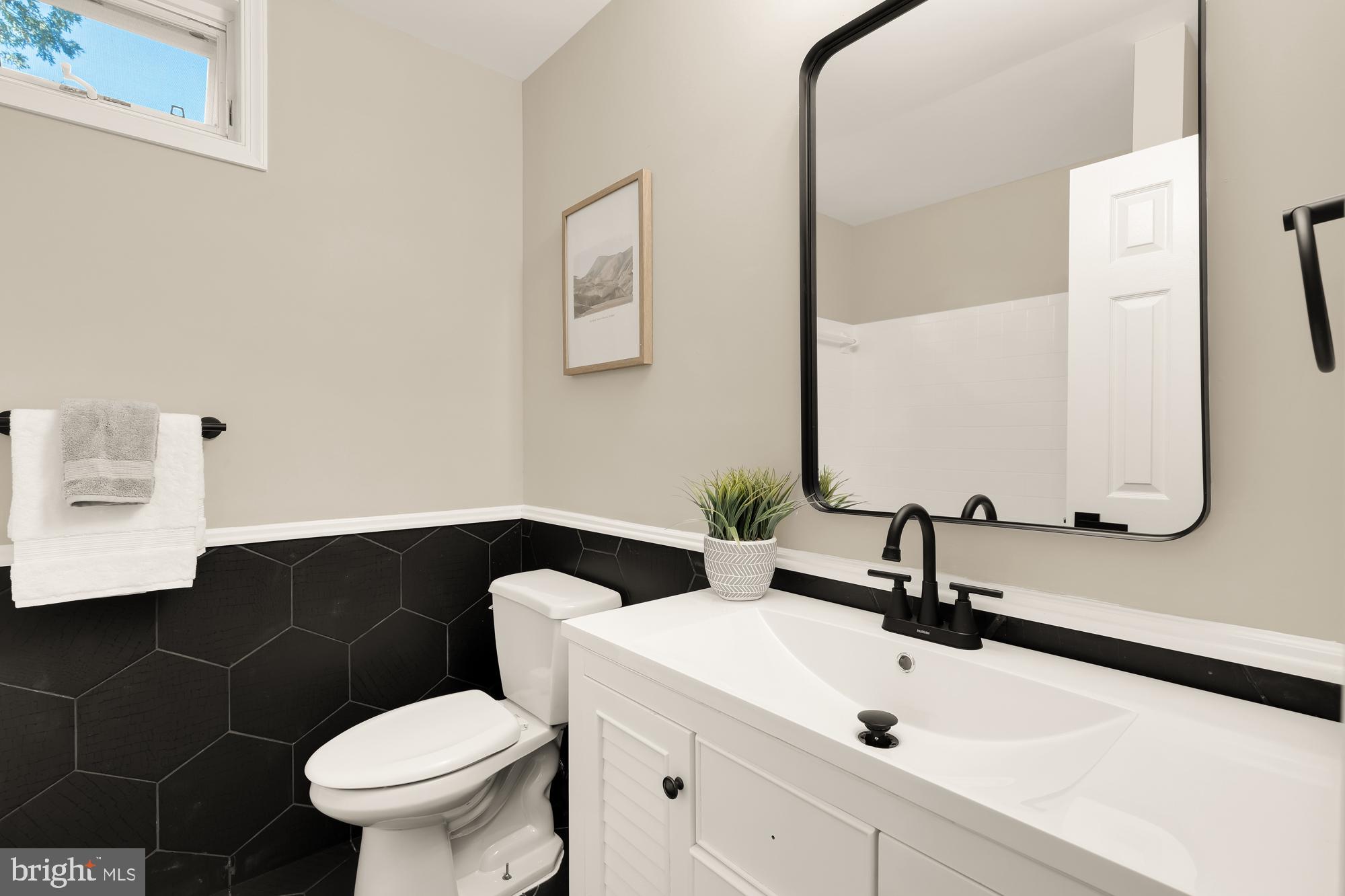 NEWINGTON WOODS WEST - Residential