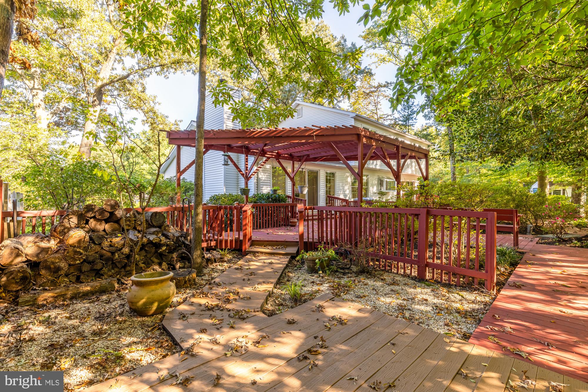 NEWINGTON WOODS WEST - Residential