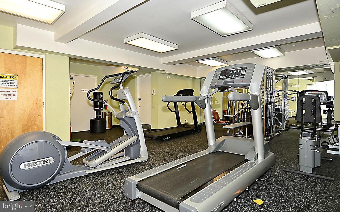 GREENHOUSE - Residential Lease