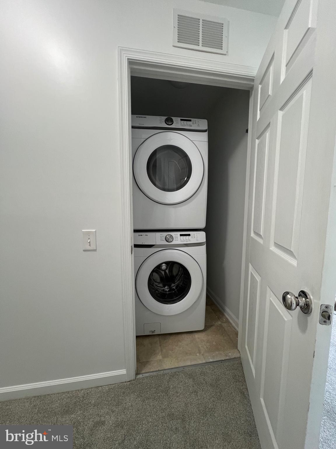 CHERRY HILL CROSSING - Residential Lease