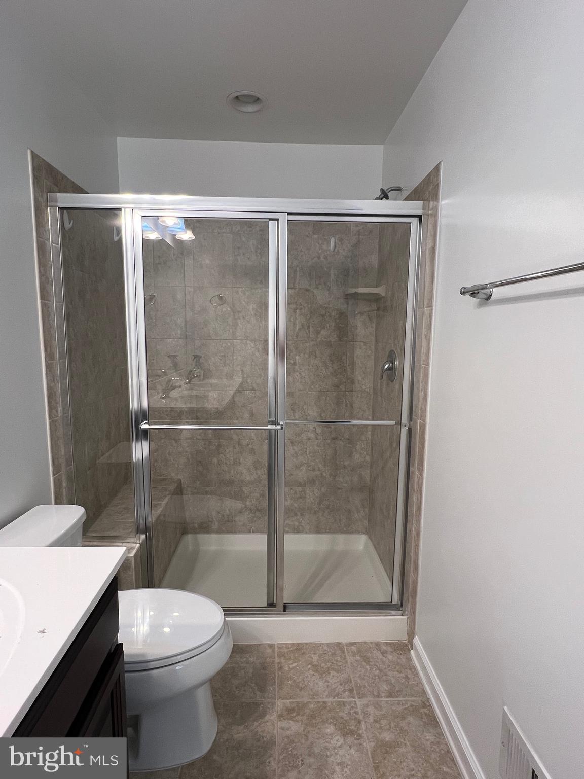 CHERRY HILL CROSSING - Residential Lease