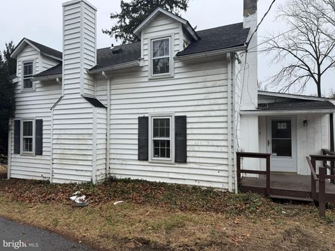 Homes For Sale - 8026 Rider Avenue<br/> TOWSON, MD 21204