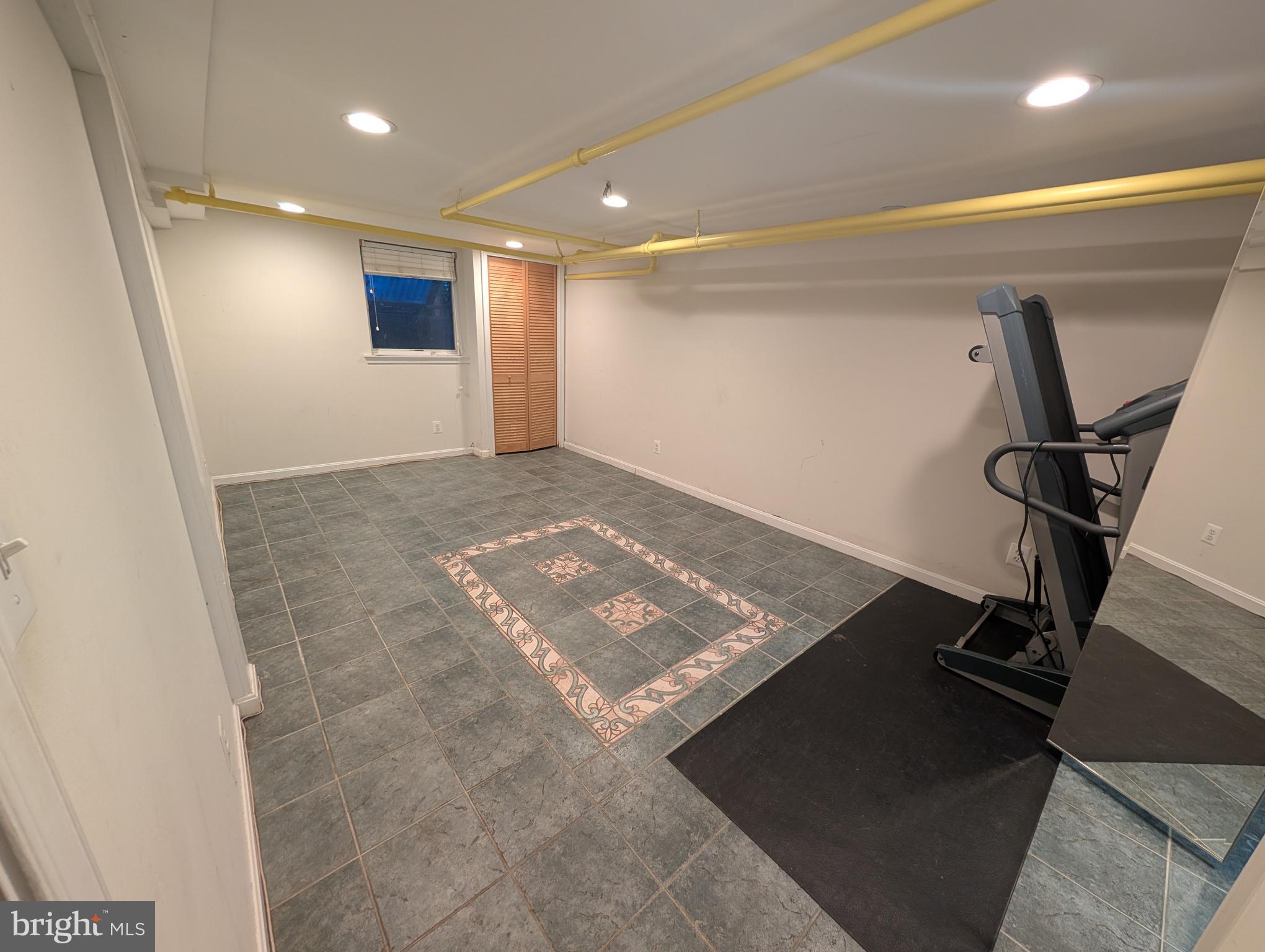 CHEVY CHASE TERRACE - Residential