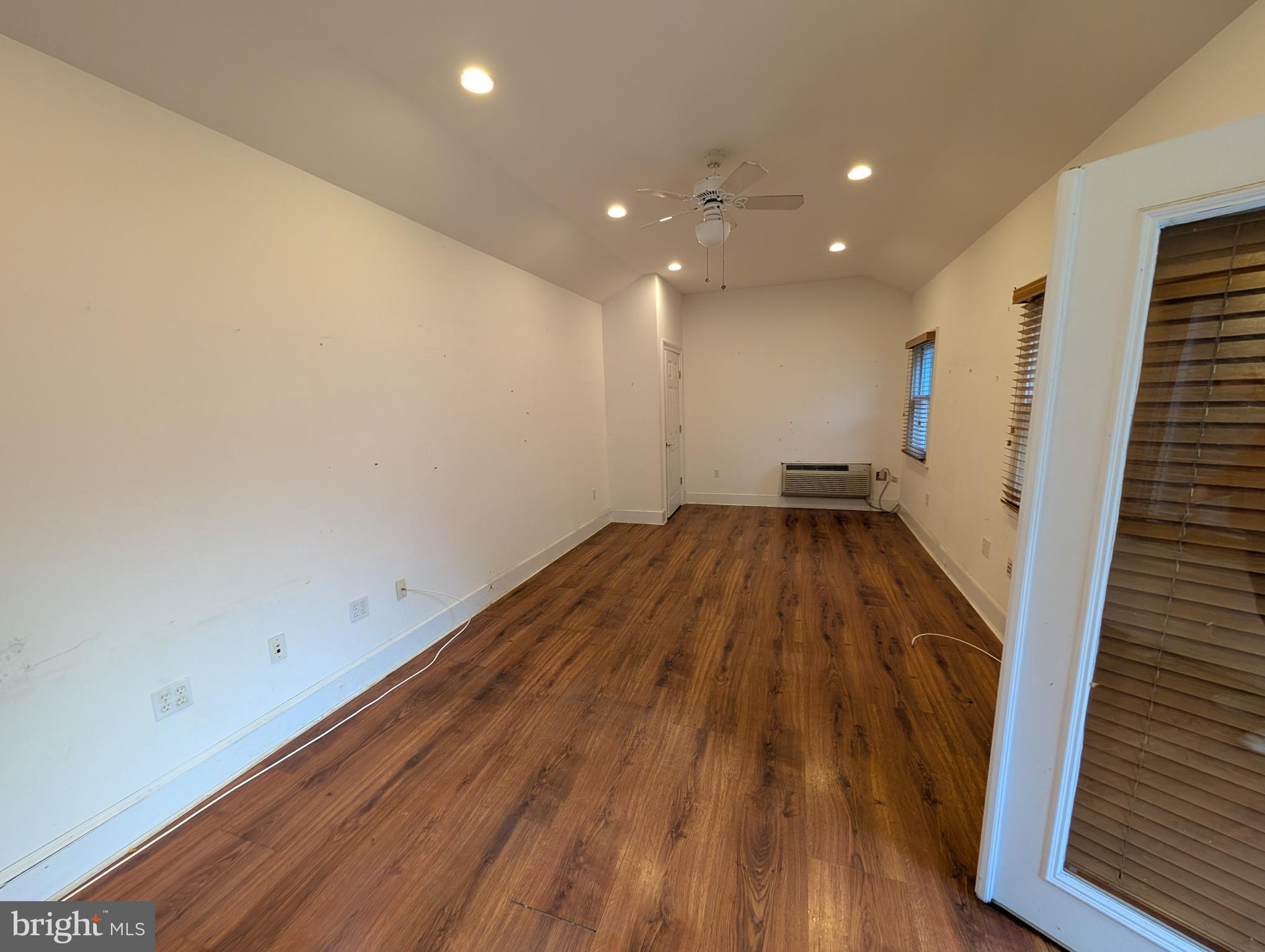 CHEVY CHASE TERRACE - Residential