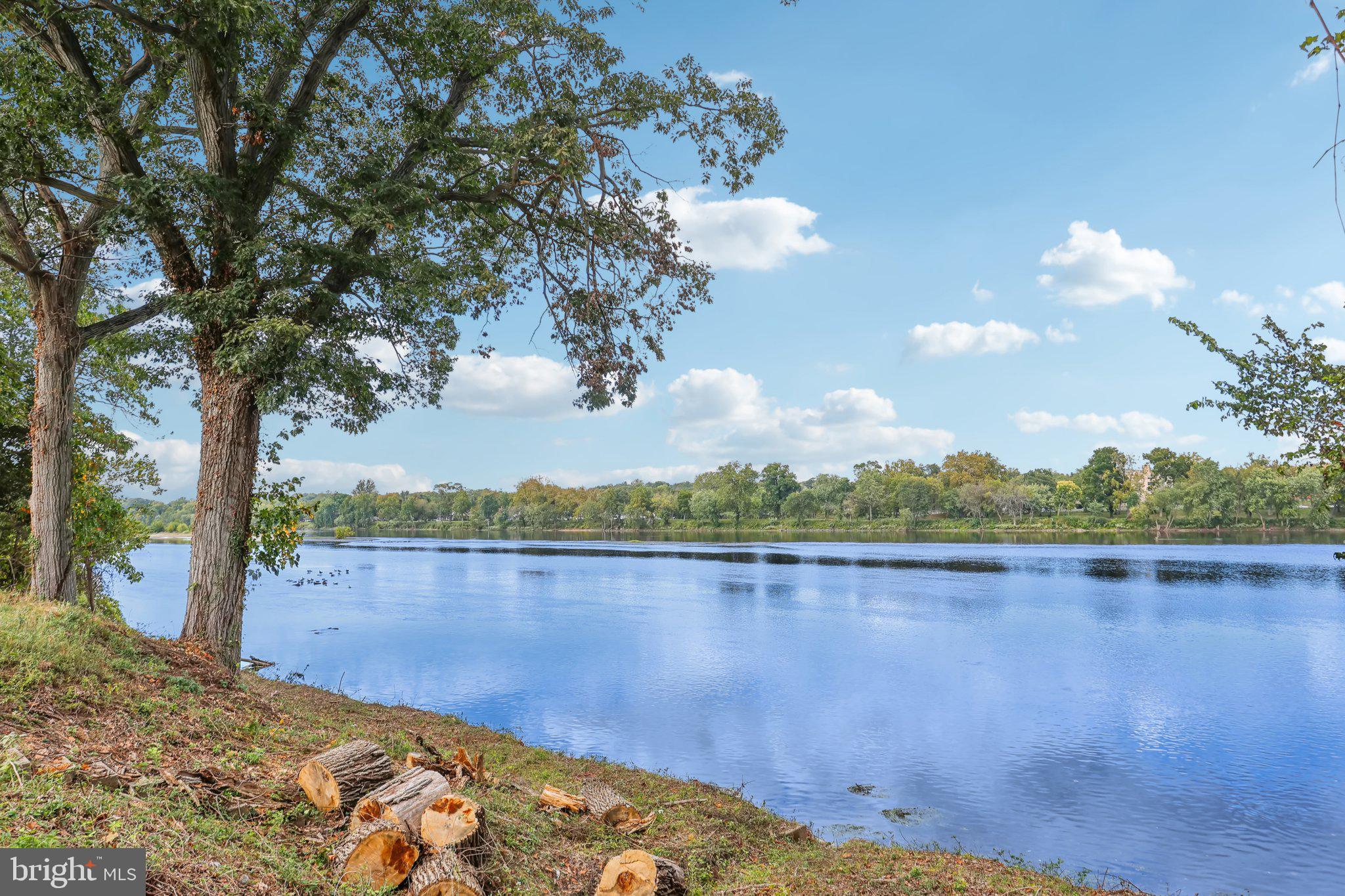611 RIVER