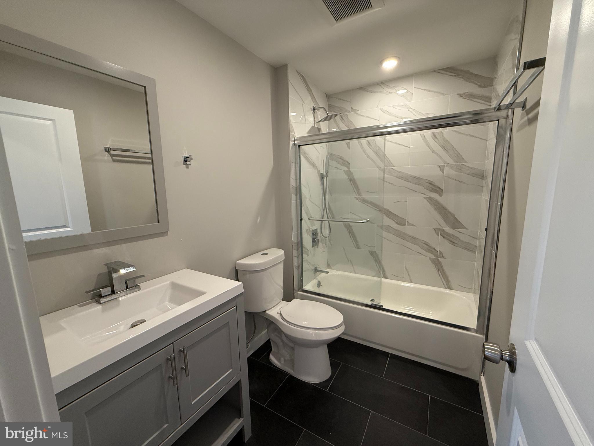 PHILADELPHIA - Residential Lease