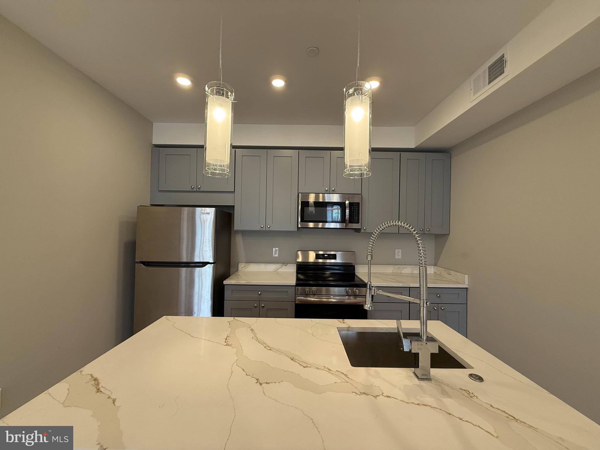 PHILADELPHIA - Residential Lease