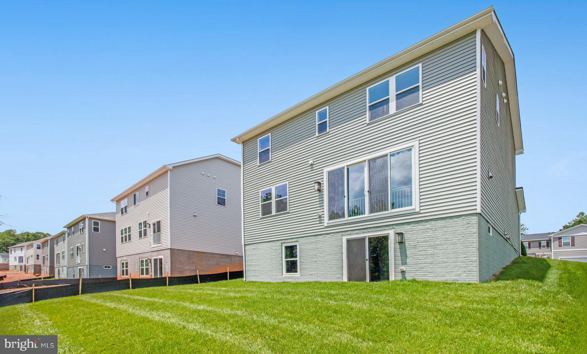 WILDERNESS SHORES - Residential