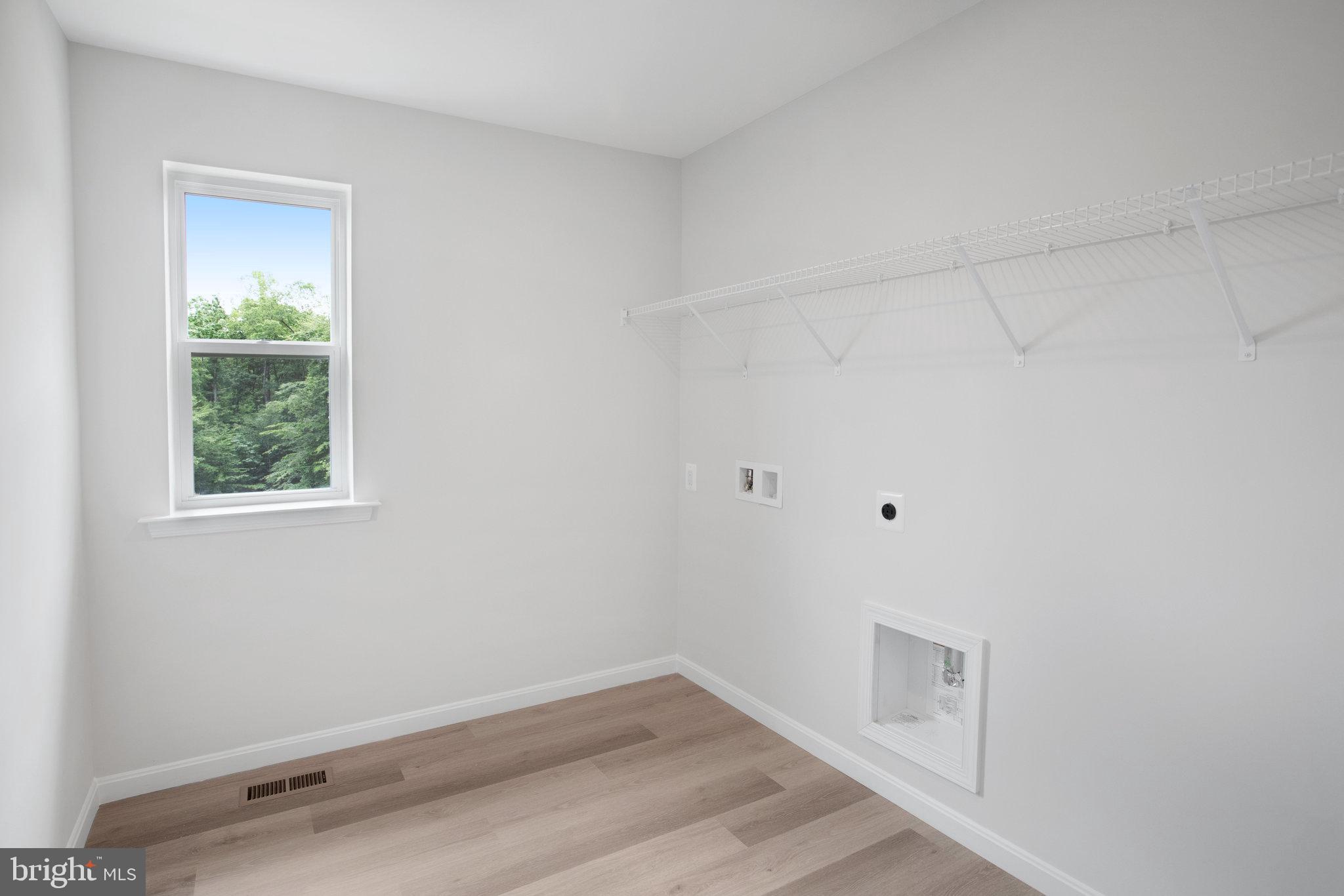 WILDERNESS SHORES - Residential