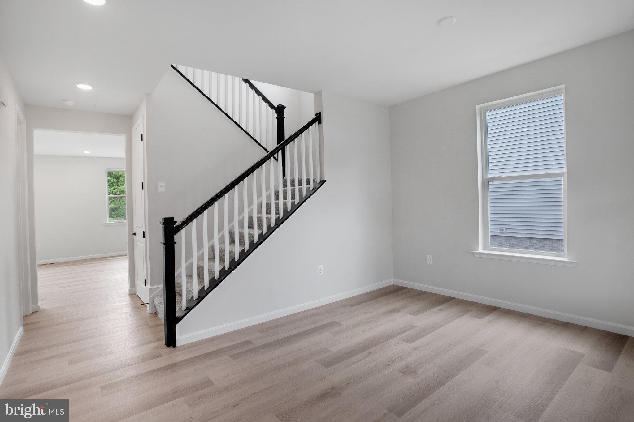 WILDERNESS SHORES - Residential