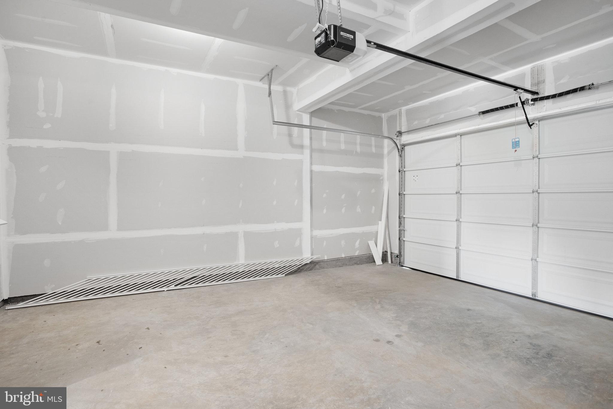 WILDERNESS SHORES - Residential