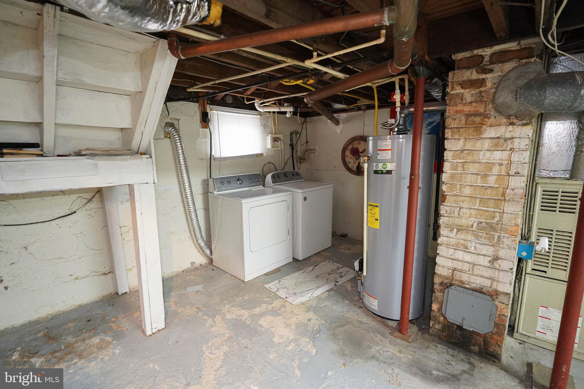 CAMDEN AVE. - Residential