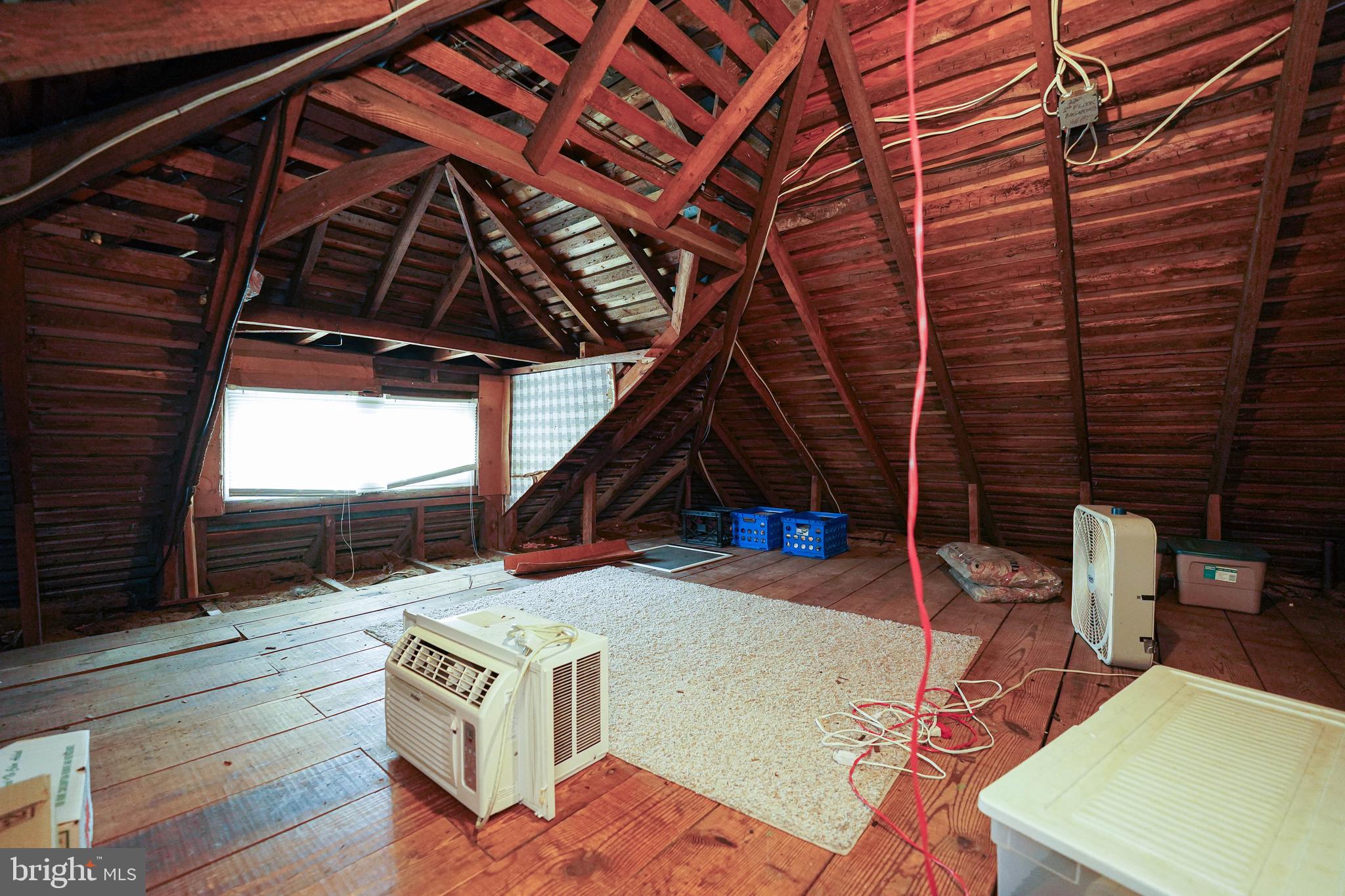 CAMDEN AVE. - Residential