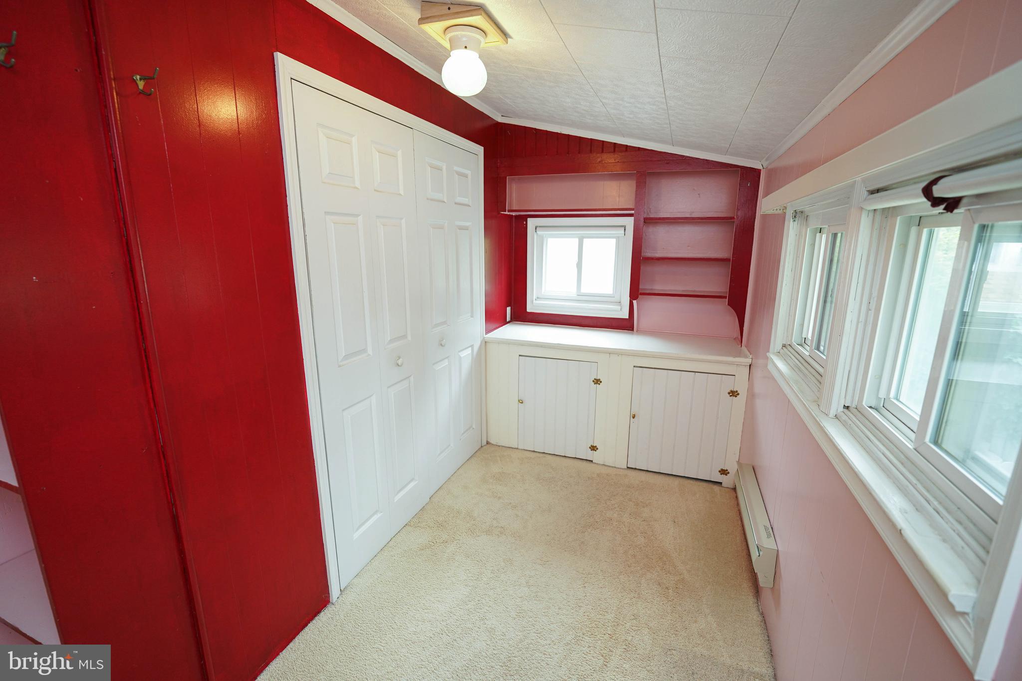 CAMDEN AVE. - Residential