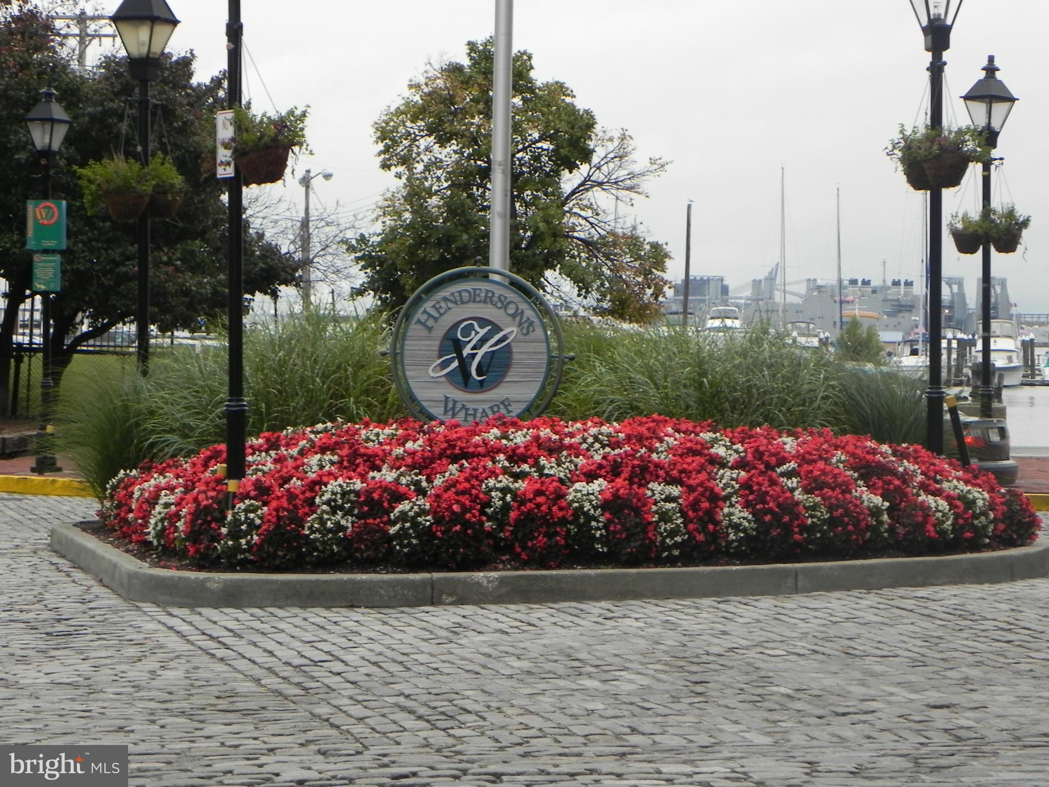 HENDERSON'S WHARF - Residential Lease