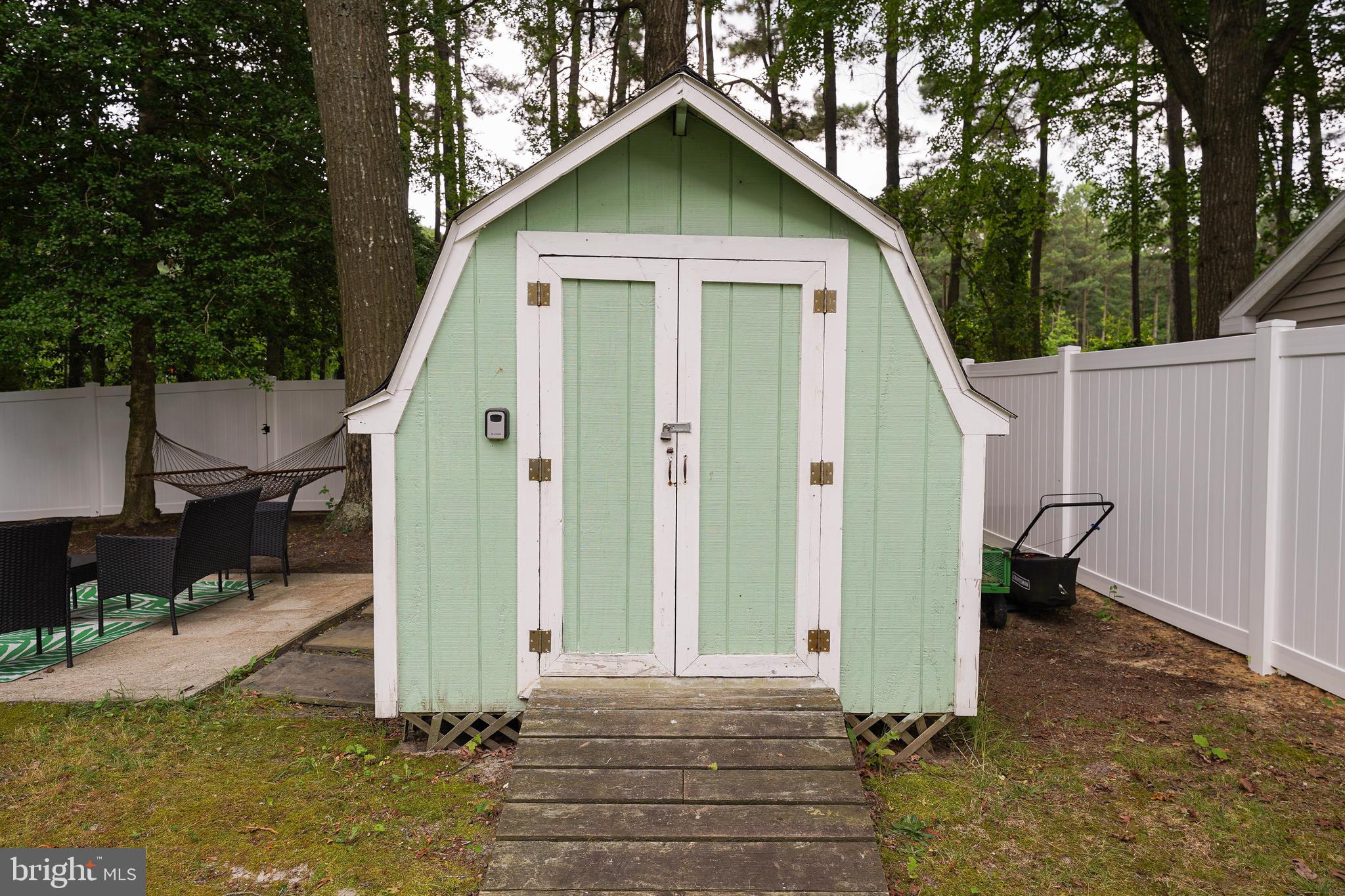 NEVINS MILL - Residential