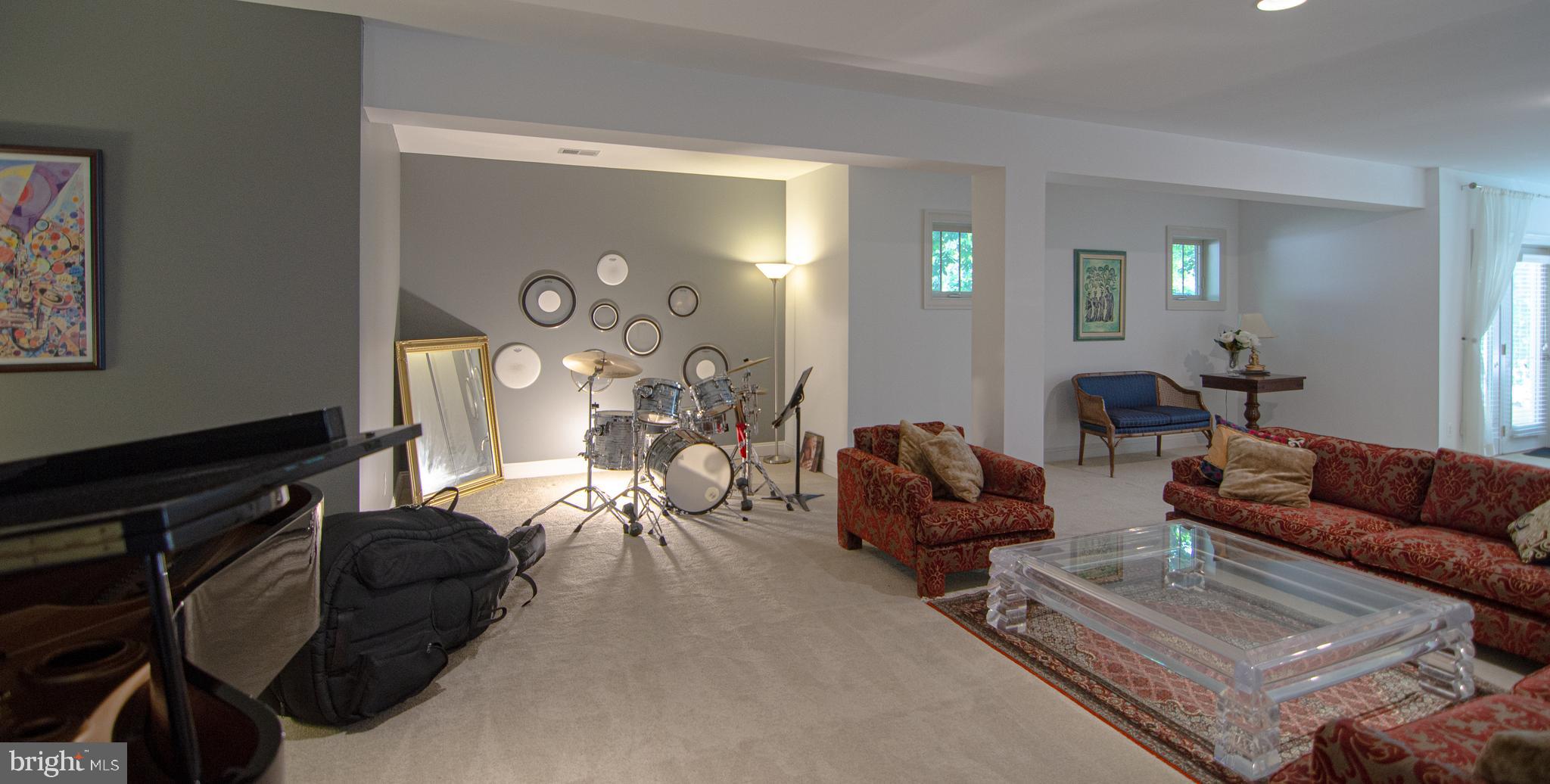 ALEXANDRIA - Residential