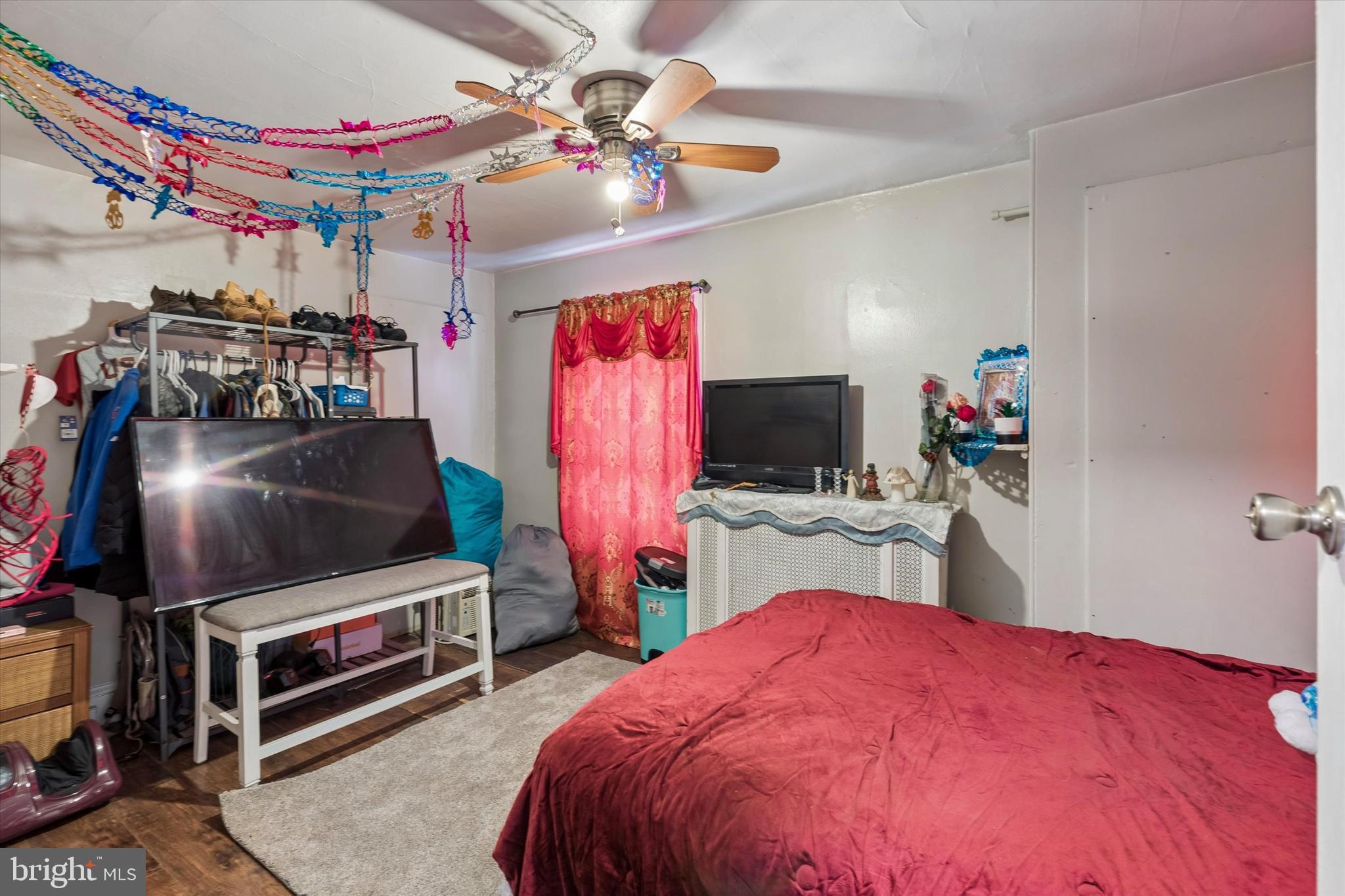 NORRISTOWN - Residential