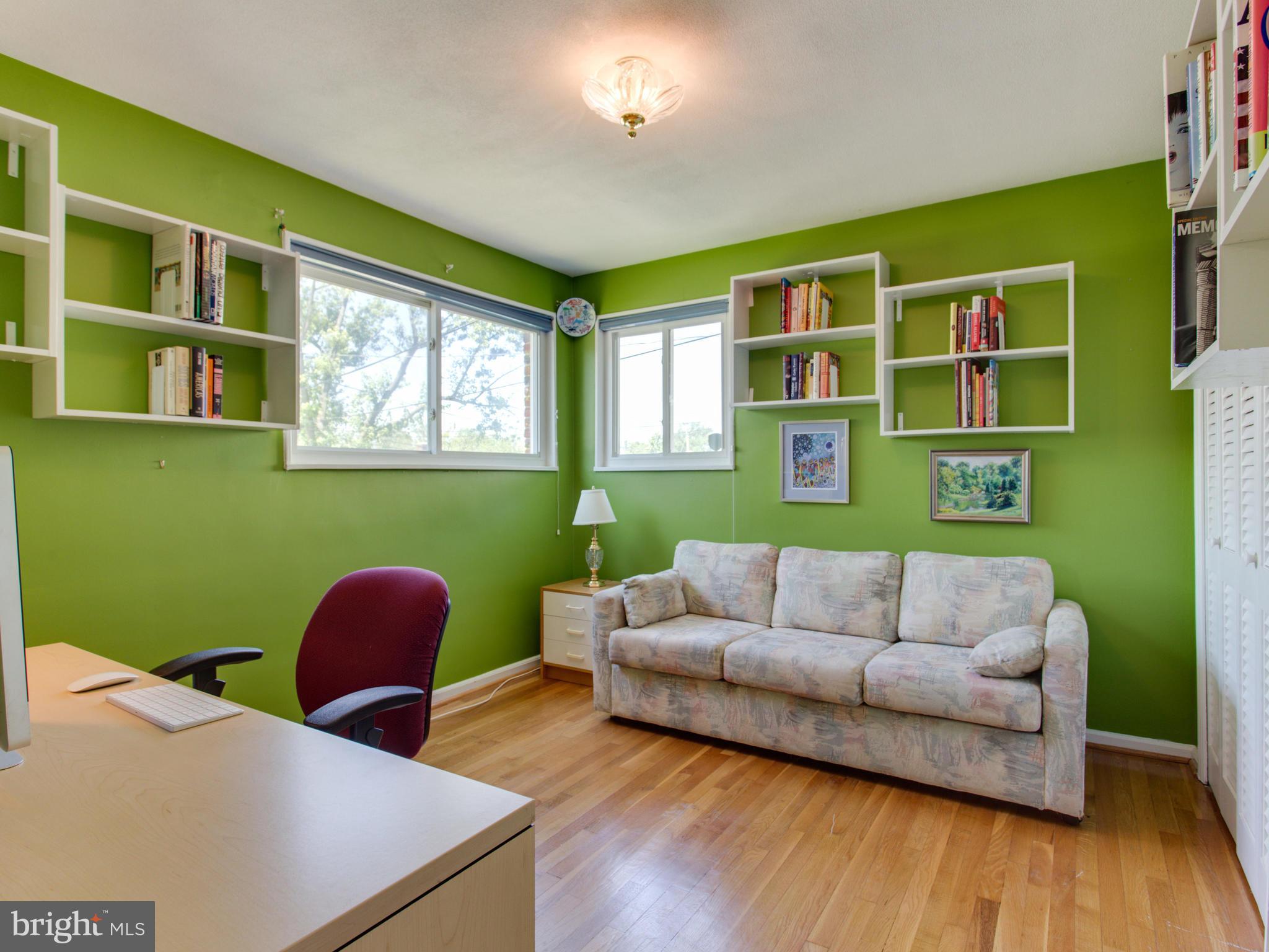 OAKVIEW - Residential