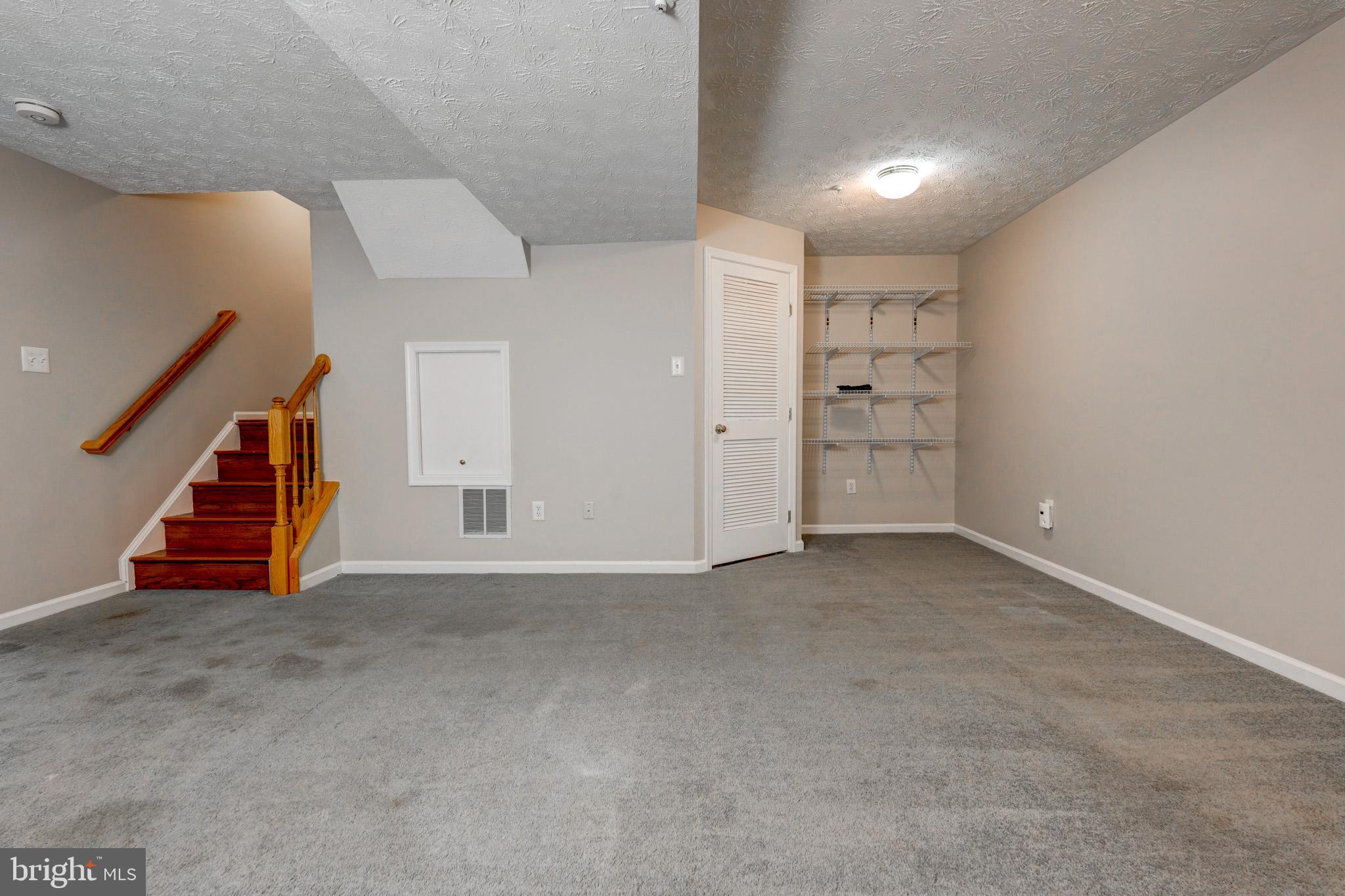 WYNDEMERE II - Residential Lease