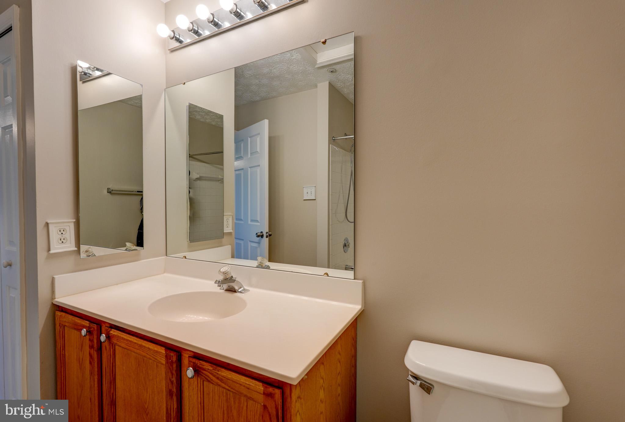 WYNDEMERE II - Residential Lease