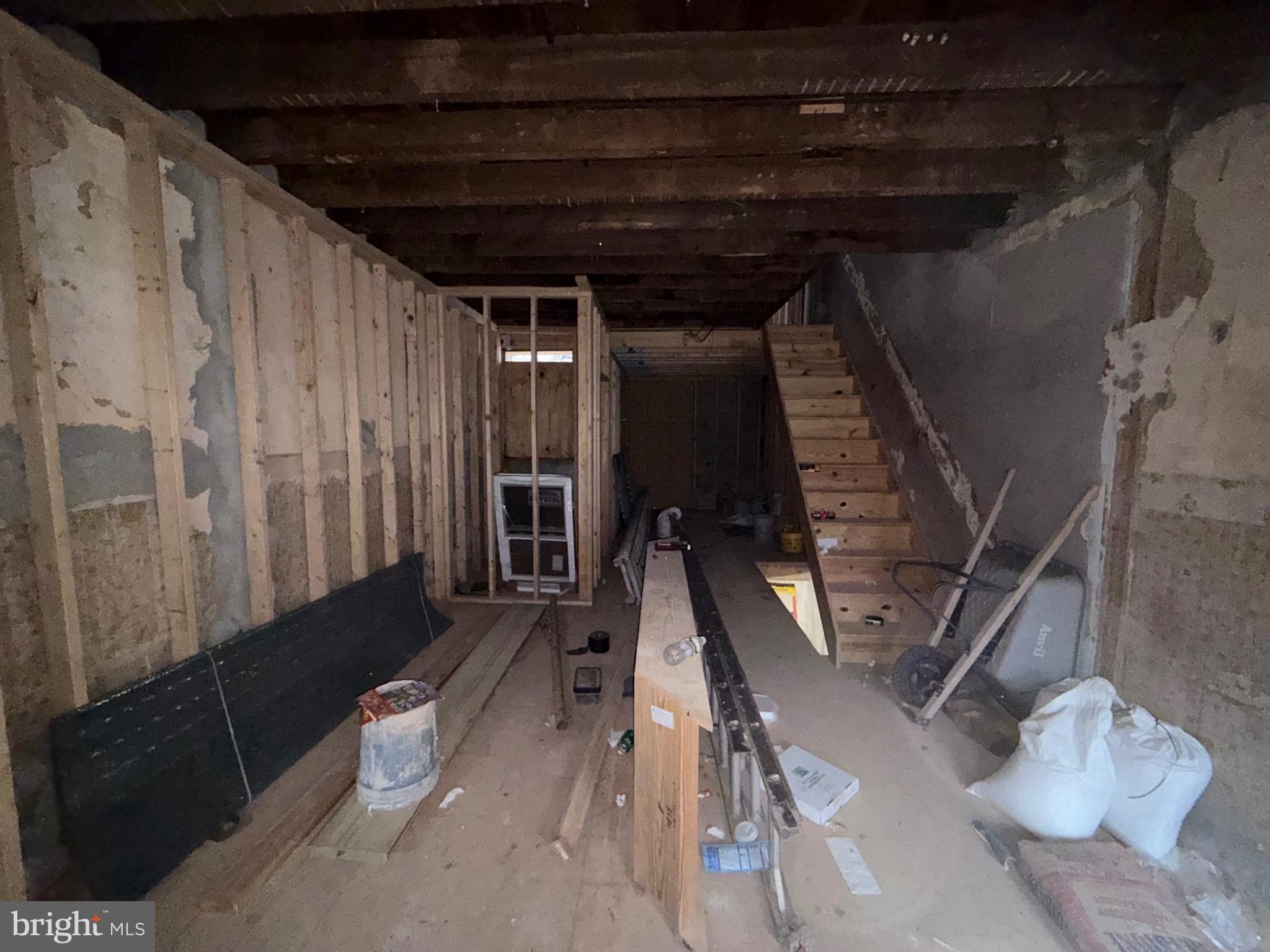 2957 N FAIRHILL STREET