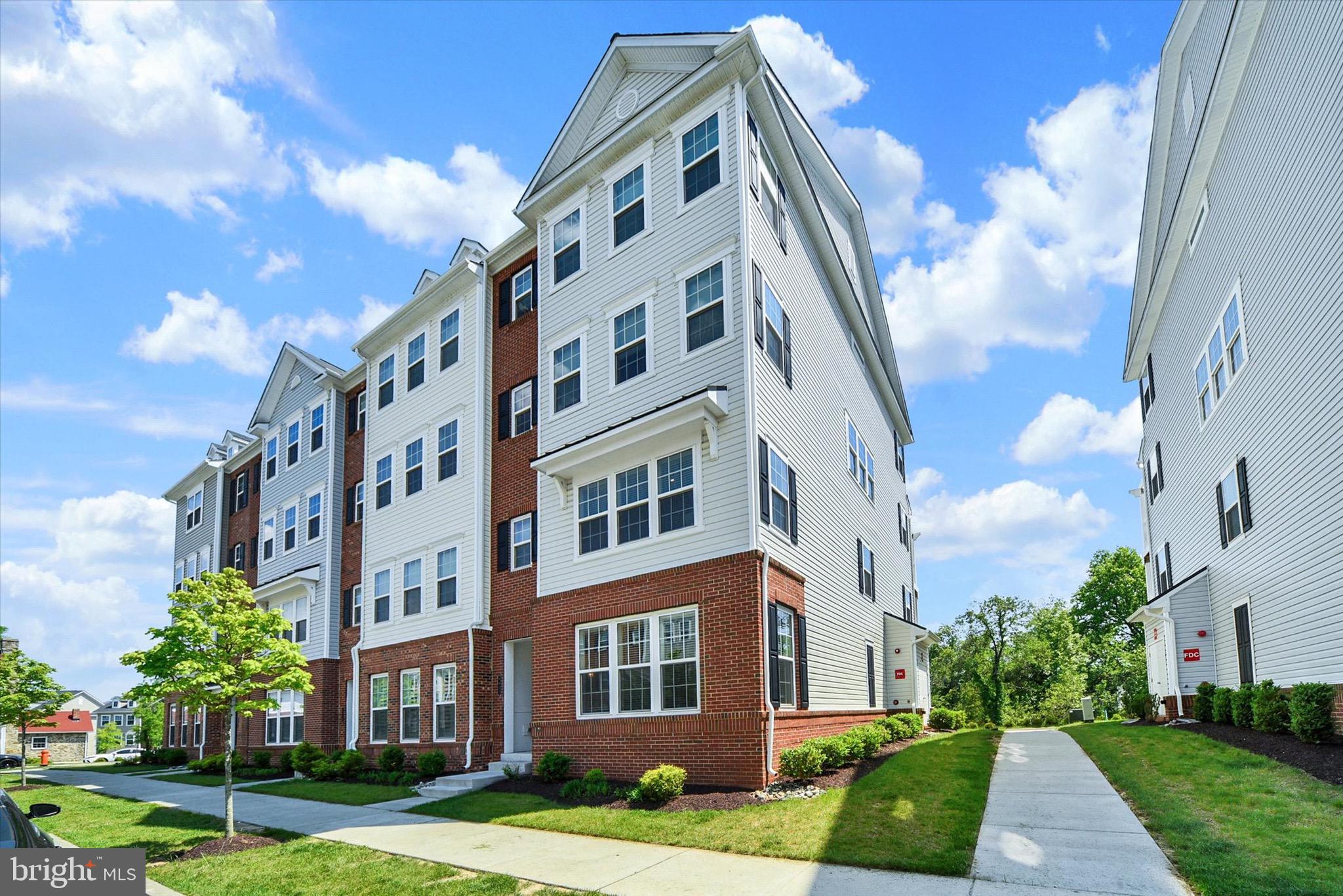 BALLARD GREEN - Residential