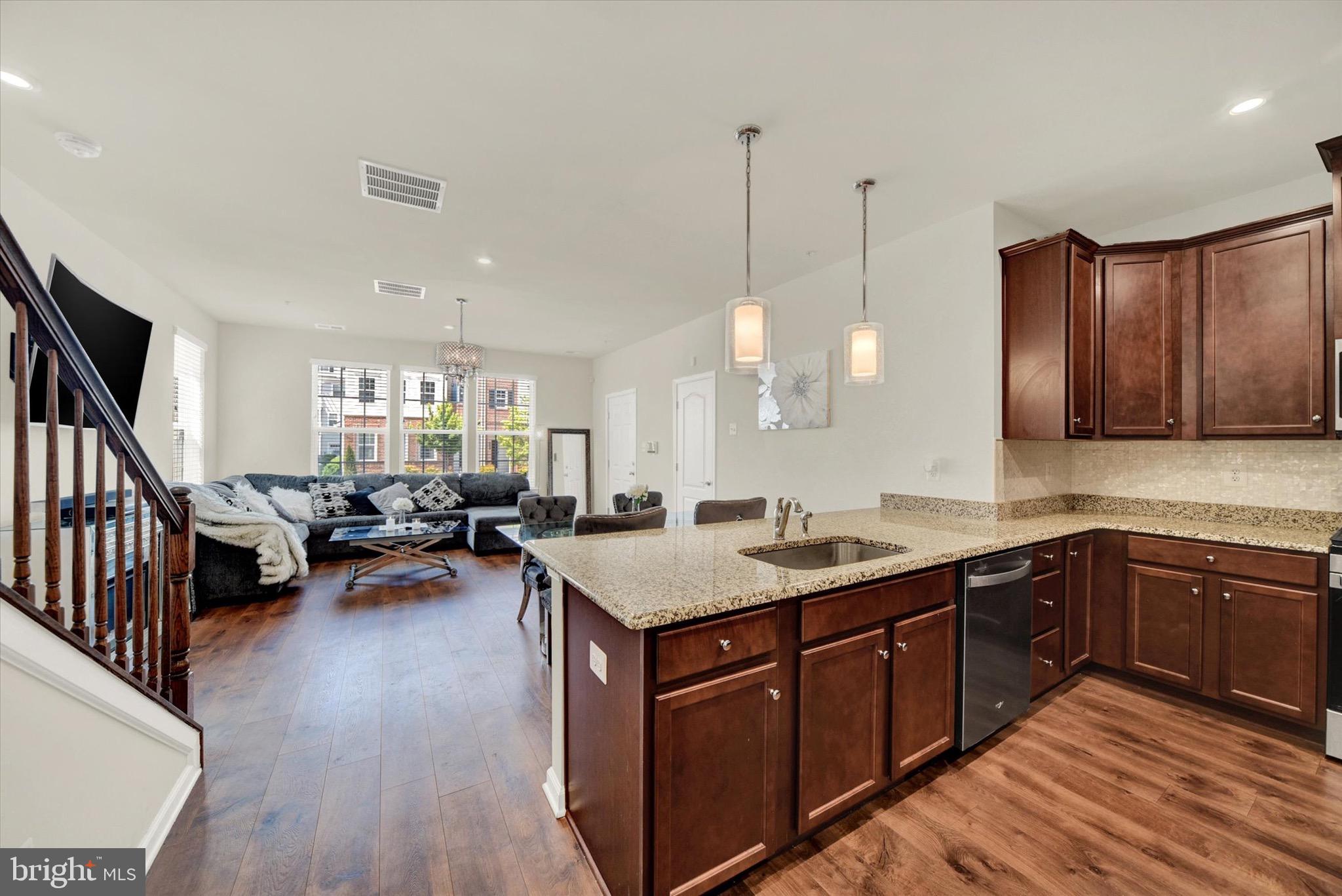 BALLARD GREEN - Residential