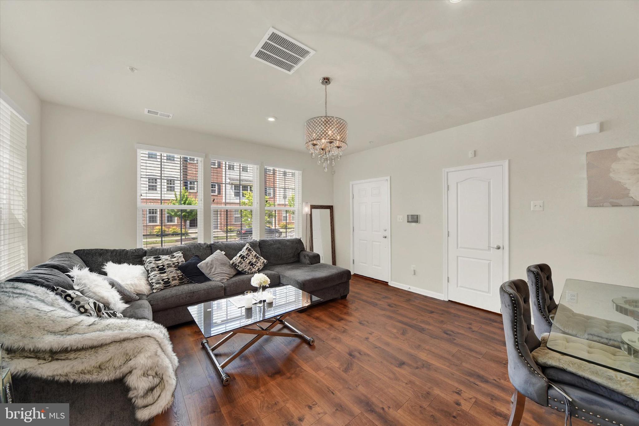 BALLARD GREEN - Residential