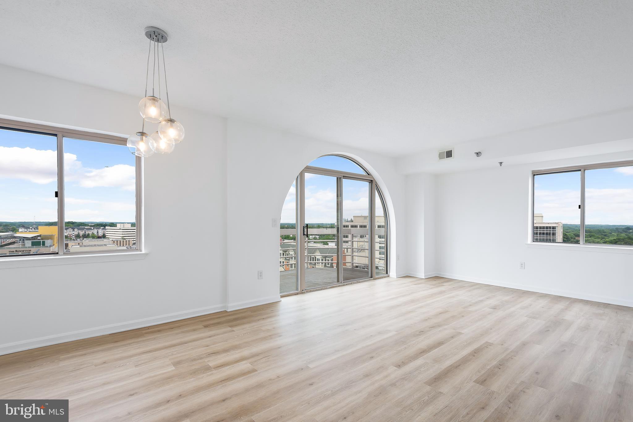 THE VICTORIA CODM - Residential