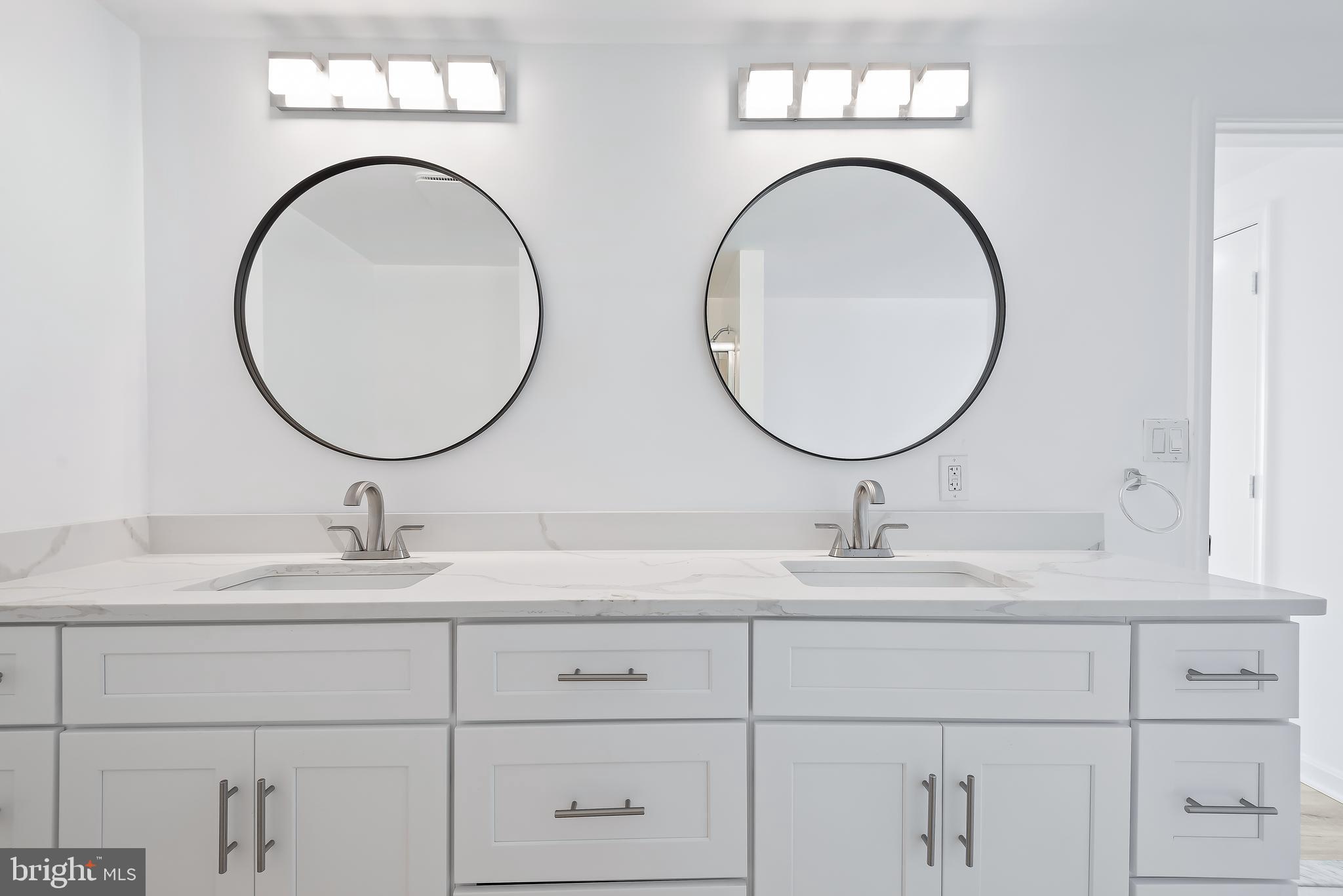 THE VICTORIA CODM - Residential