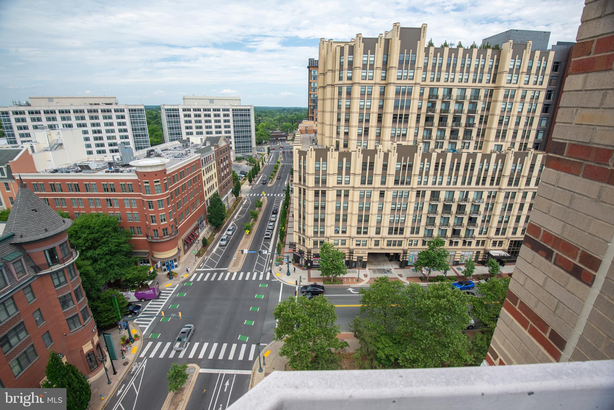 THE VICTORIA CODM - Residential