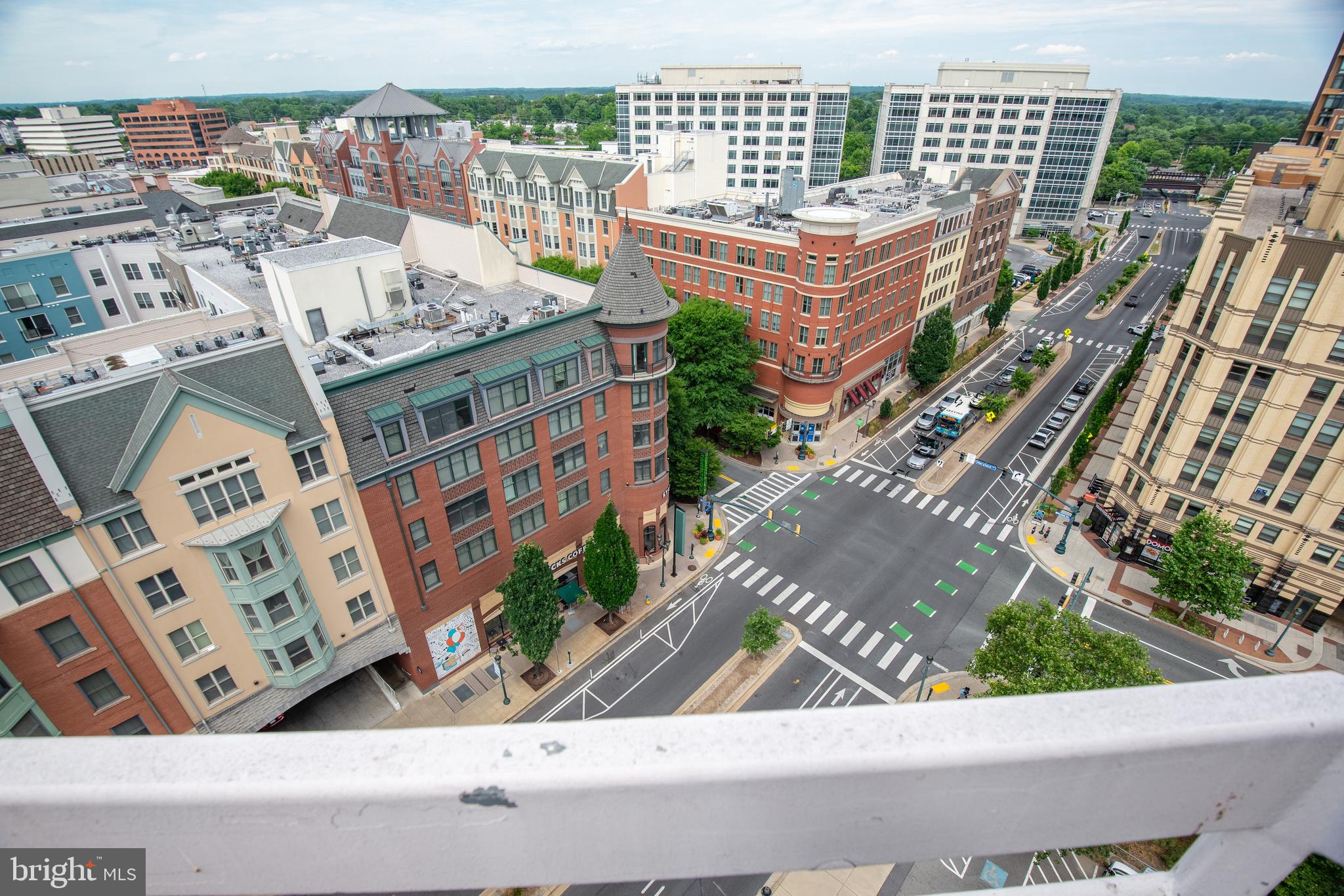 THE VICTORIA CODM - Residential