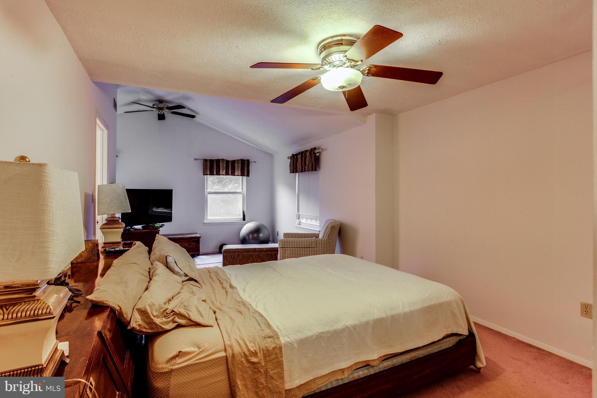 NEW CUT FARMS - Residential