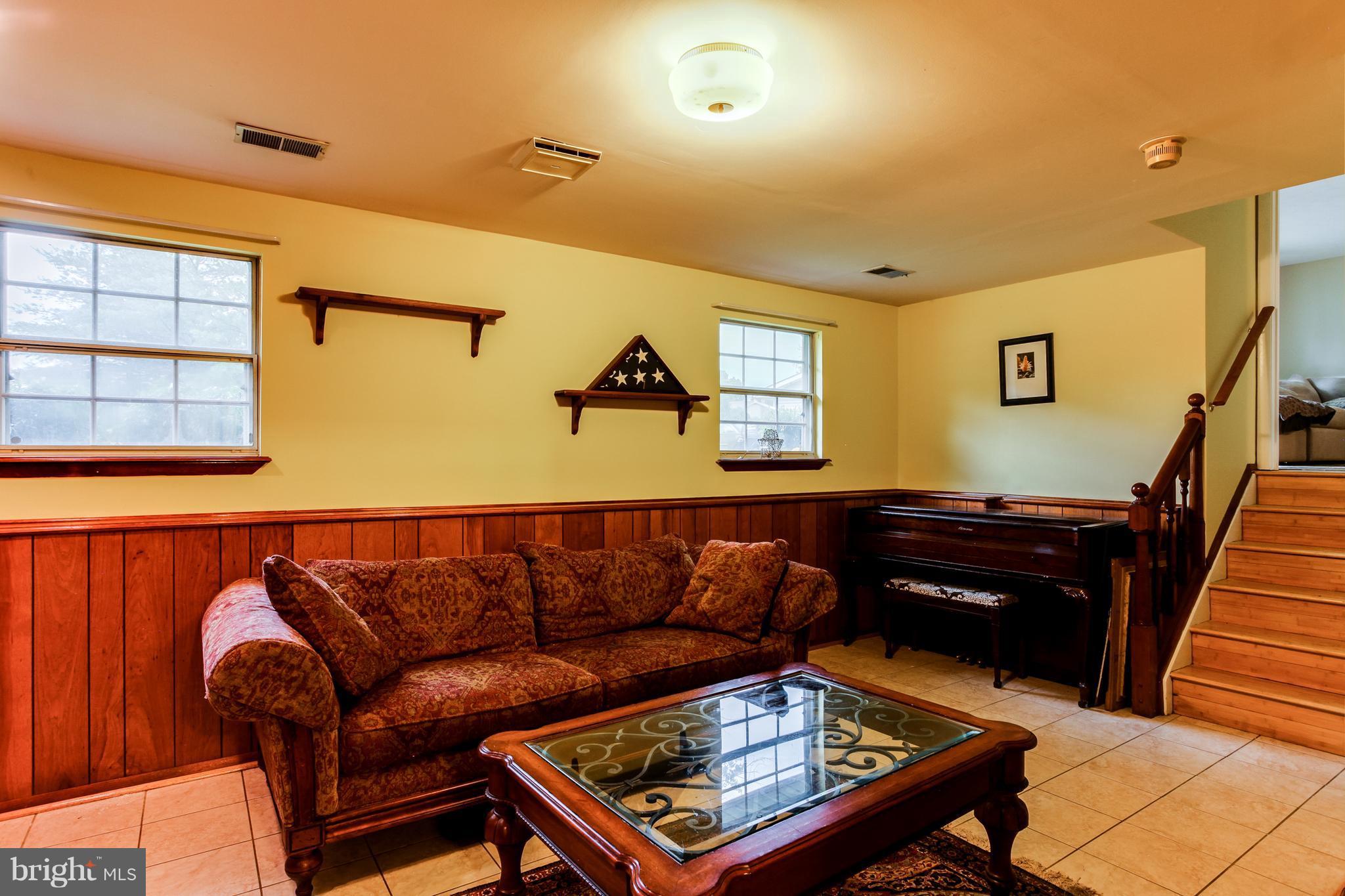 NEW CUT FARMS - Residential