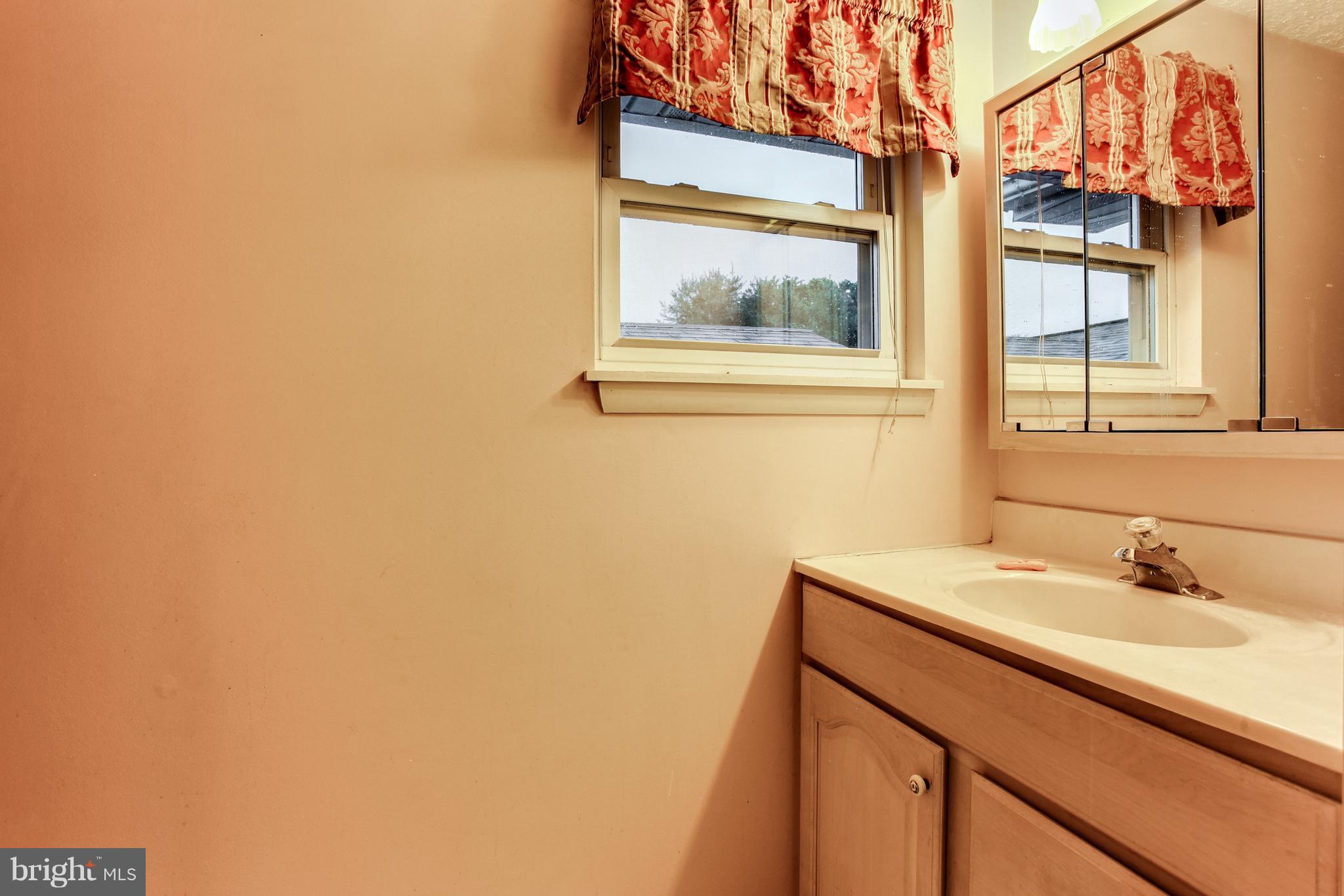 NEW CUT FARMS - Residential